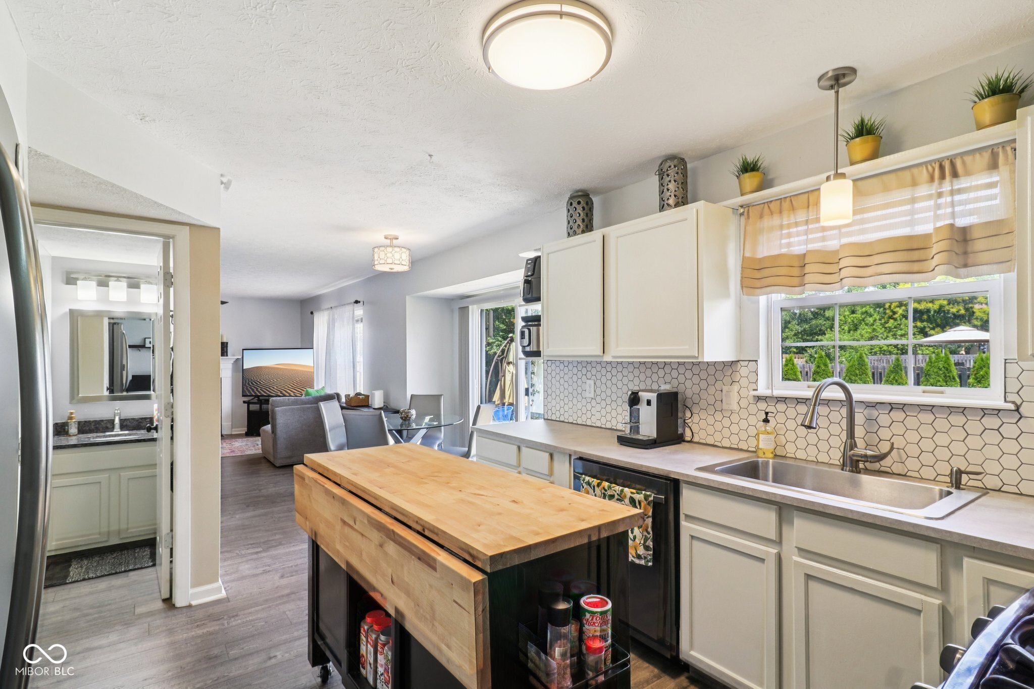 116 Kingsview Drive