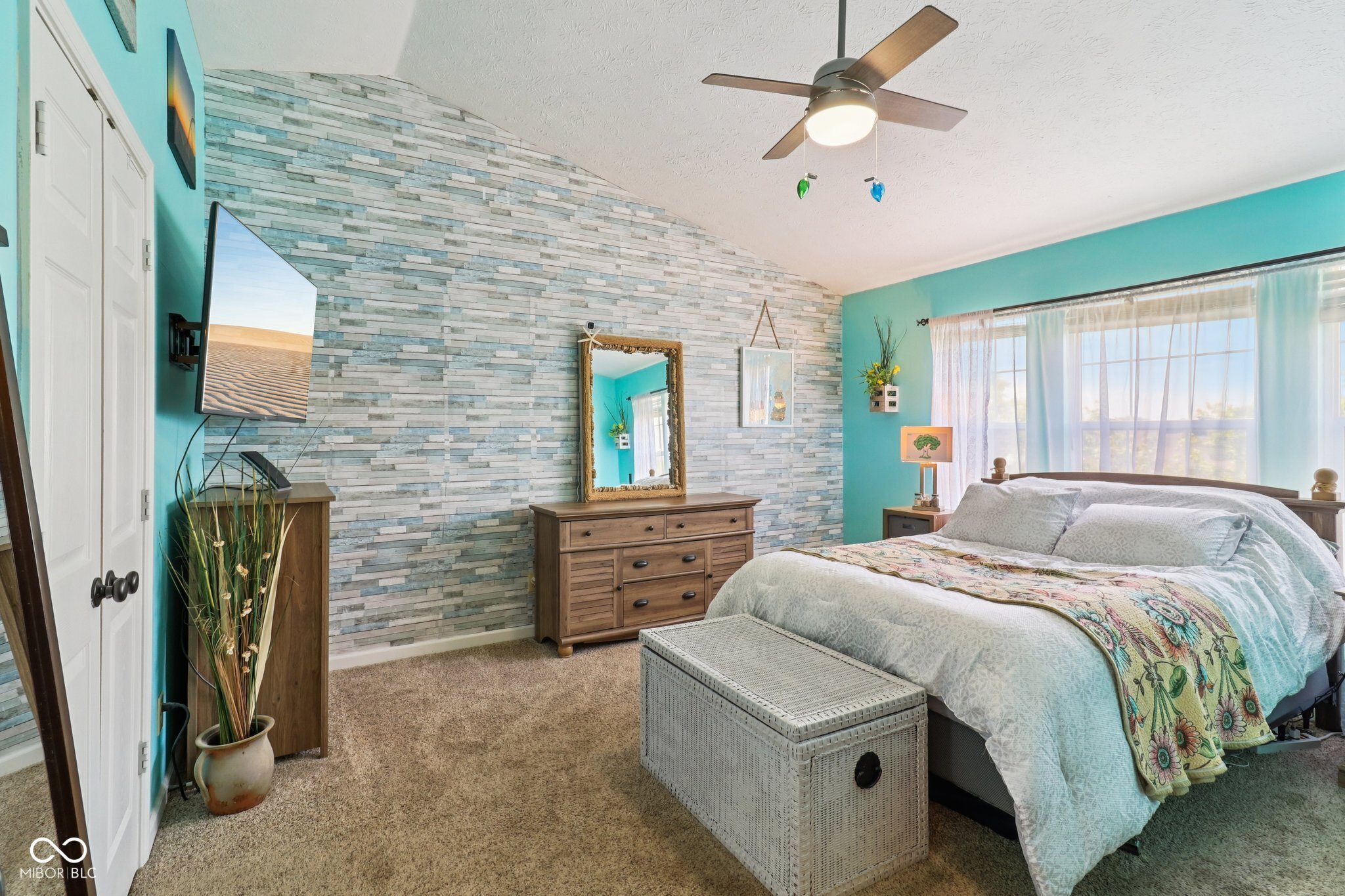 116 Kingsview Drive