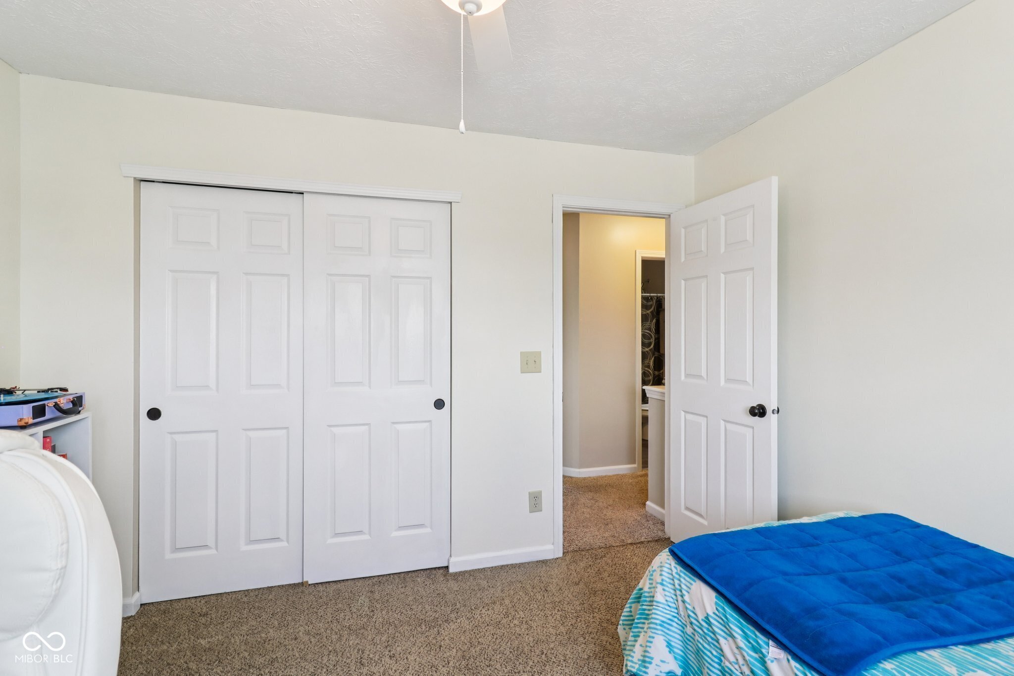 116 Kingsview Drive