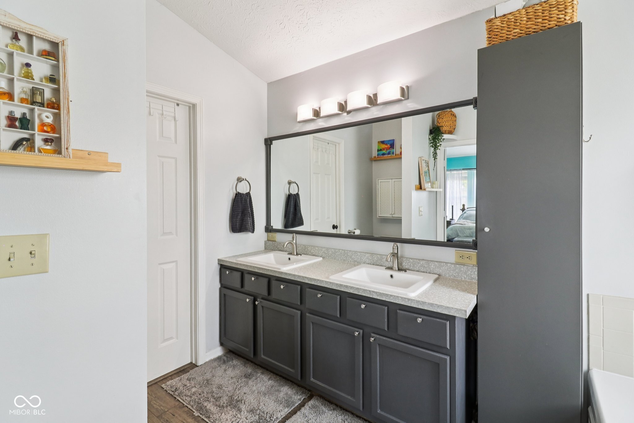 116 Kingsview Drive