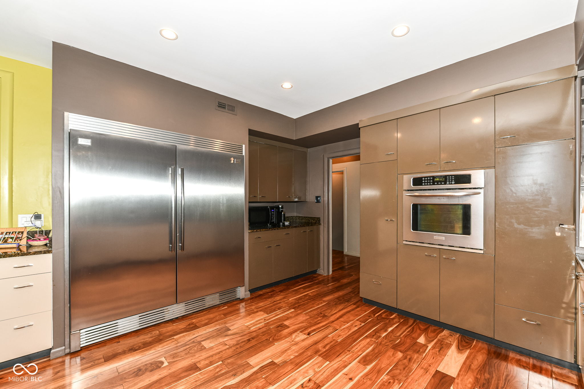 5250 E 56th Street