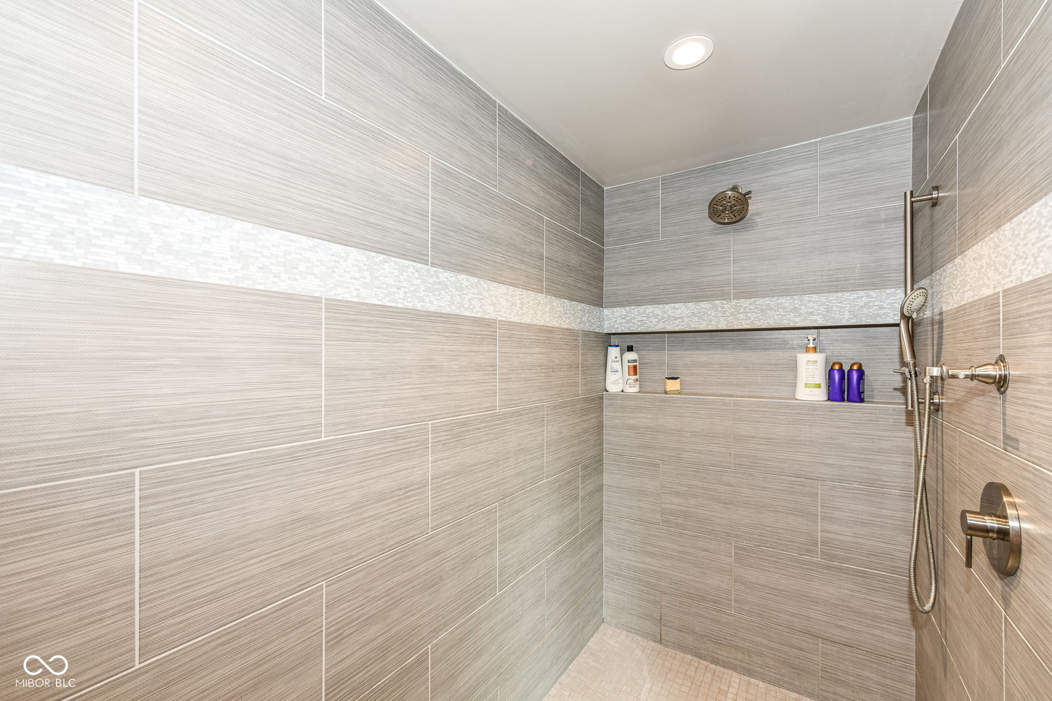 5250 E 56th Street