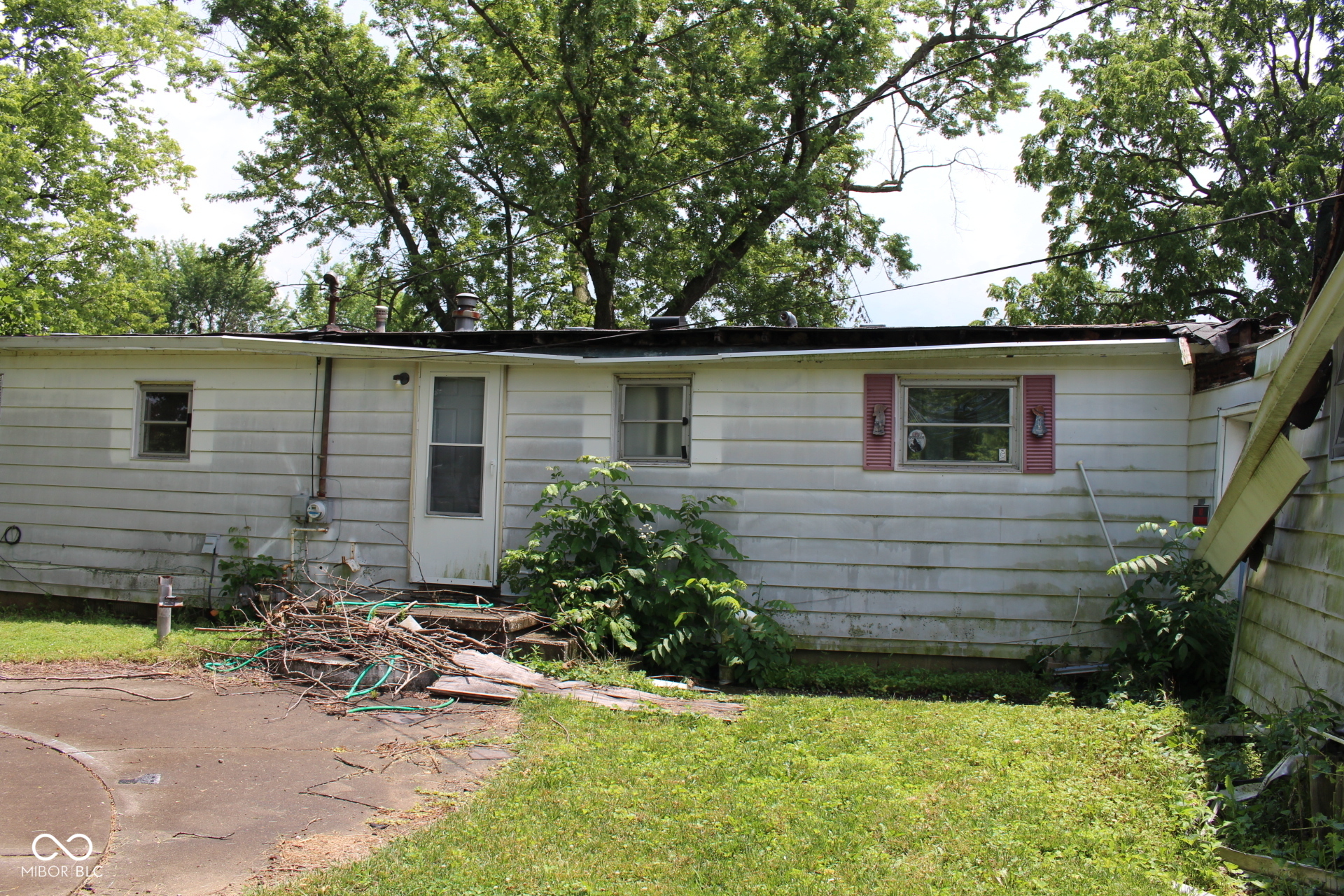 220 S 2nd Street