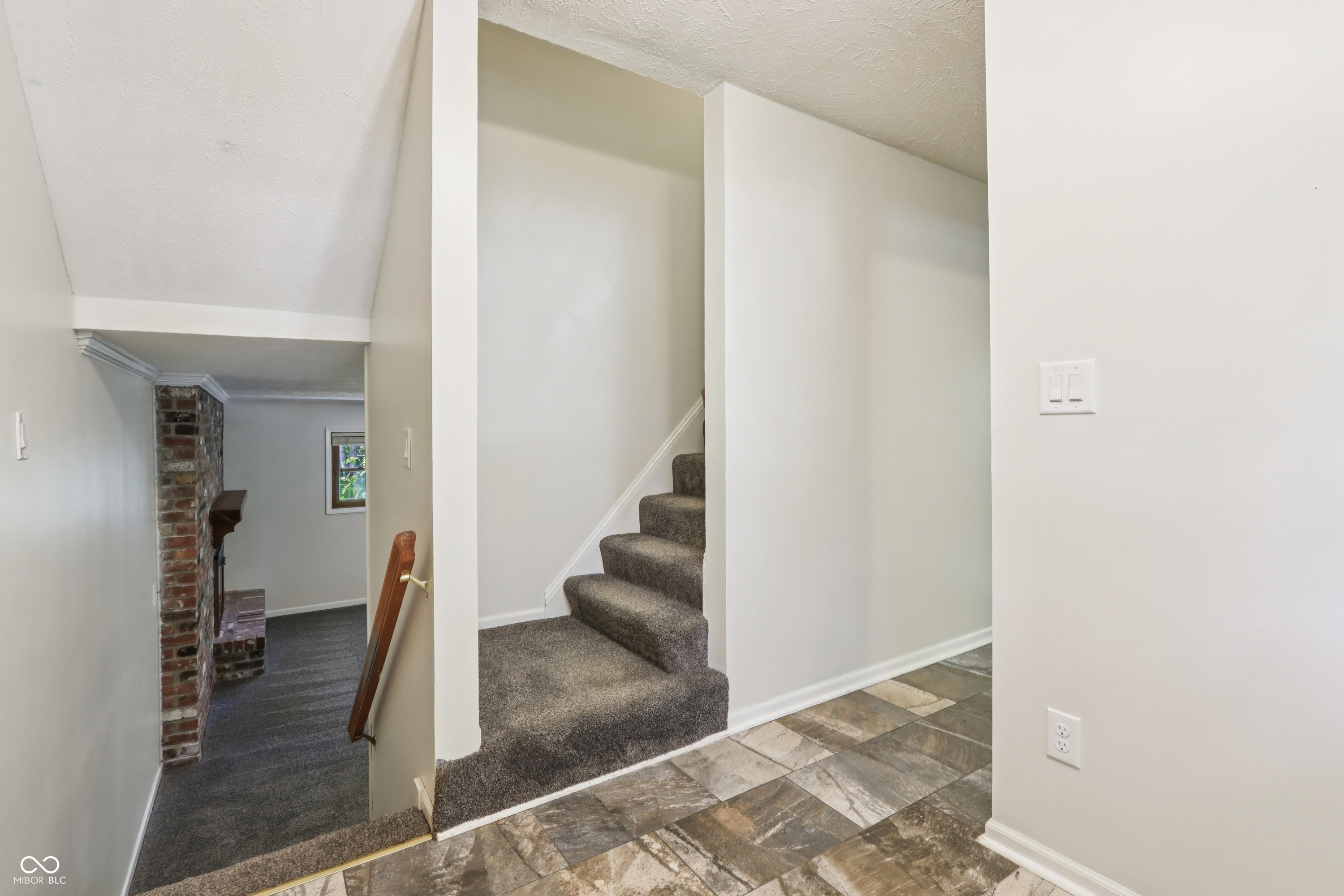 513 Concord Lane