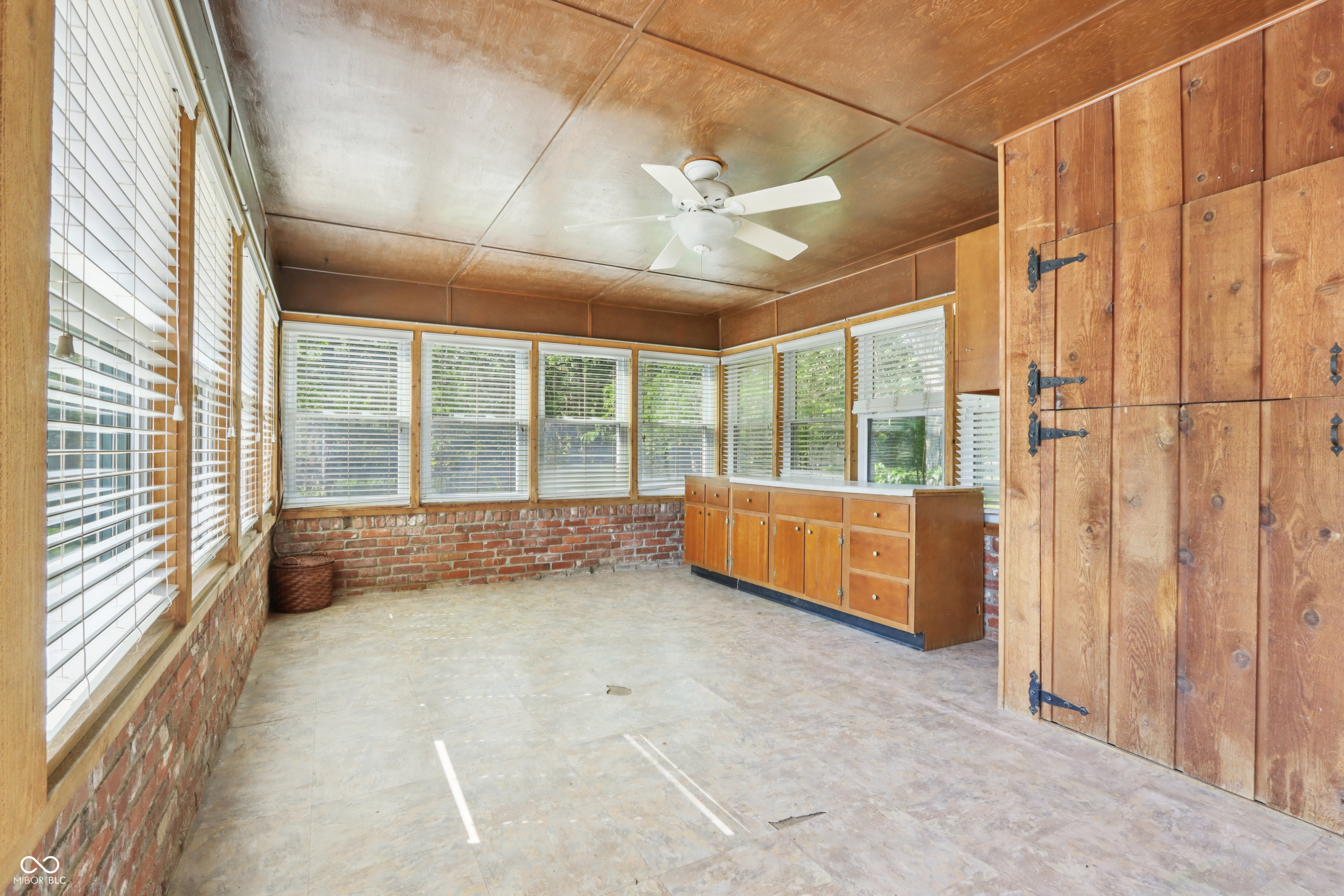 513 Concord Lane