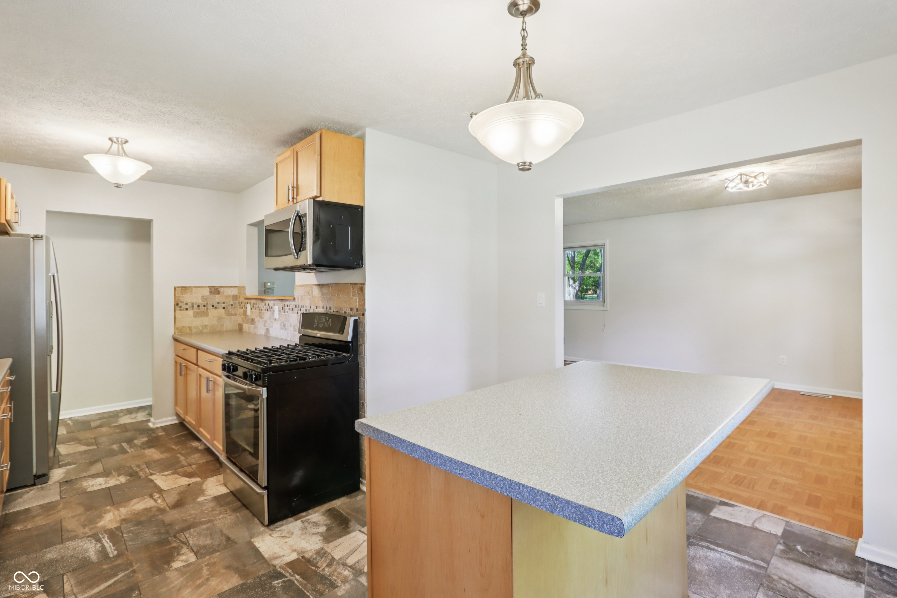513 Concord Lane