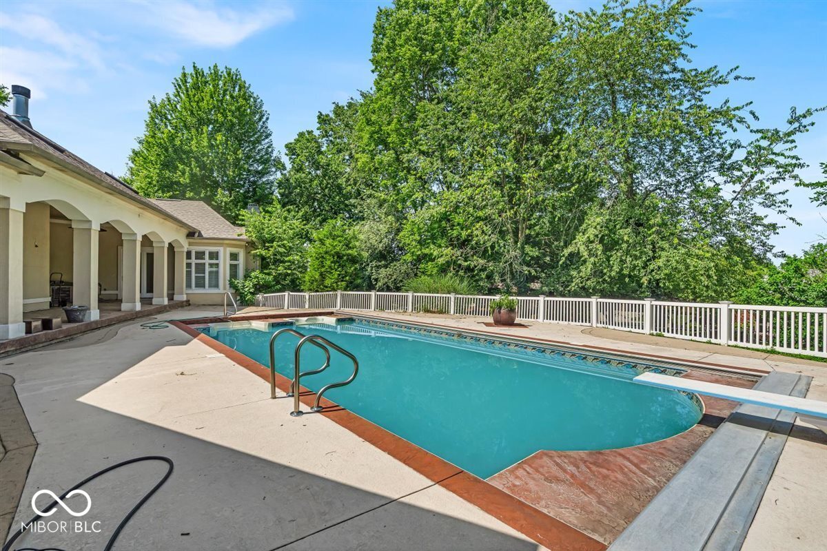 6522 Stockwell Drive