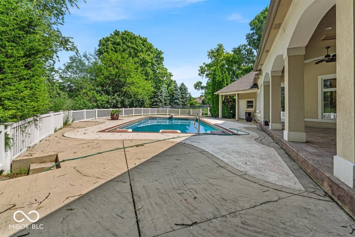 6522 Stockwell Drive