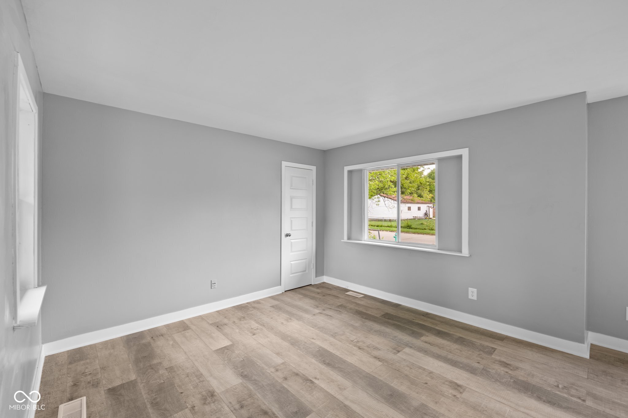 9319 Rochelle Drive