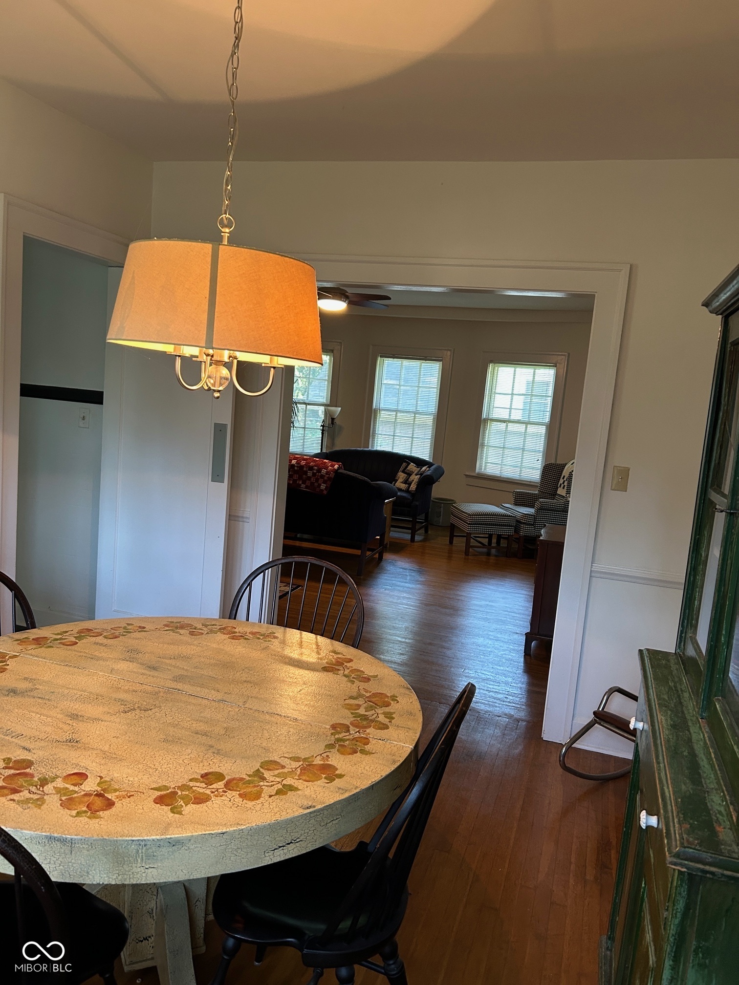 5245 Central Avenue Unit: 4
