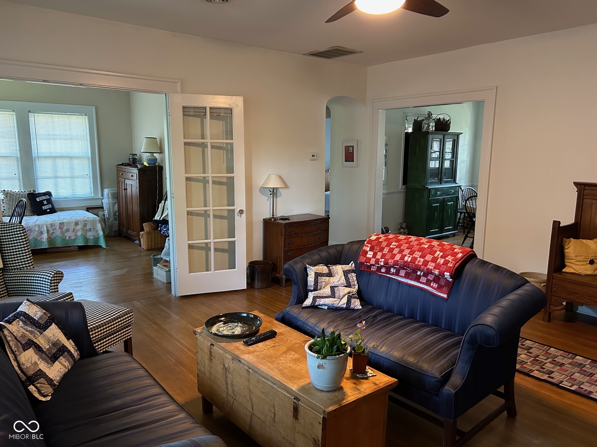 5245 Central Avenue Unit: 4