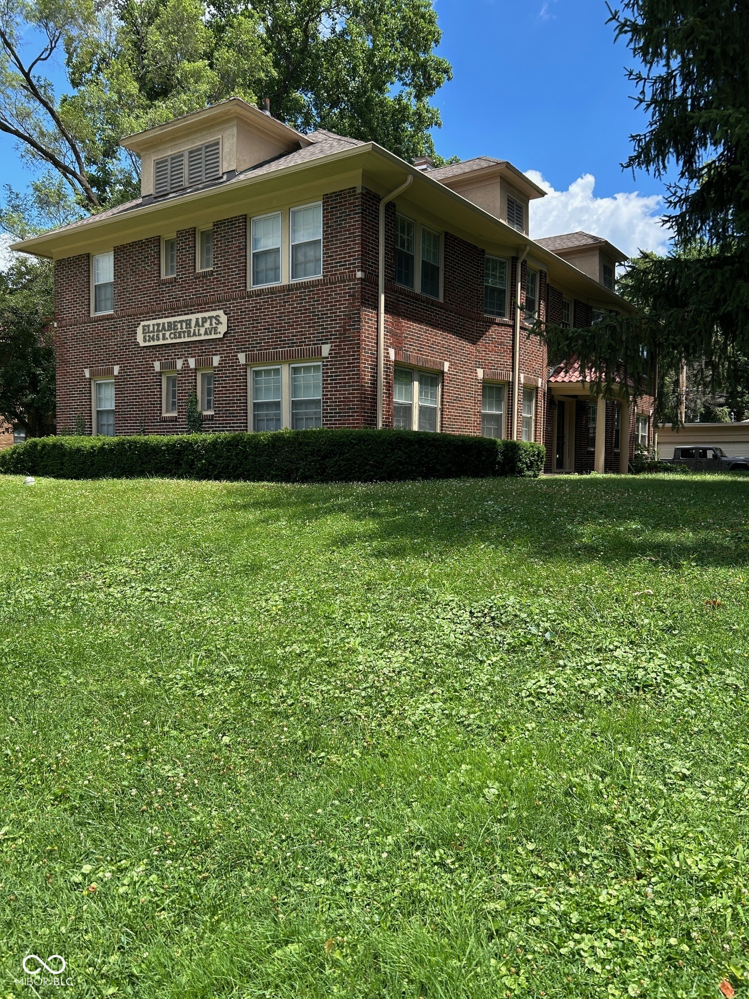 5245 Central Avenue Unit: 4