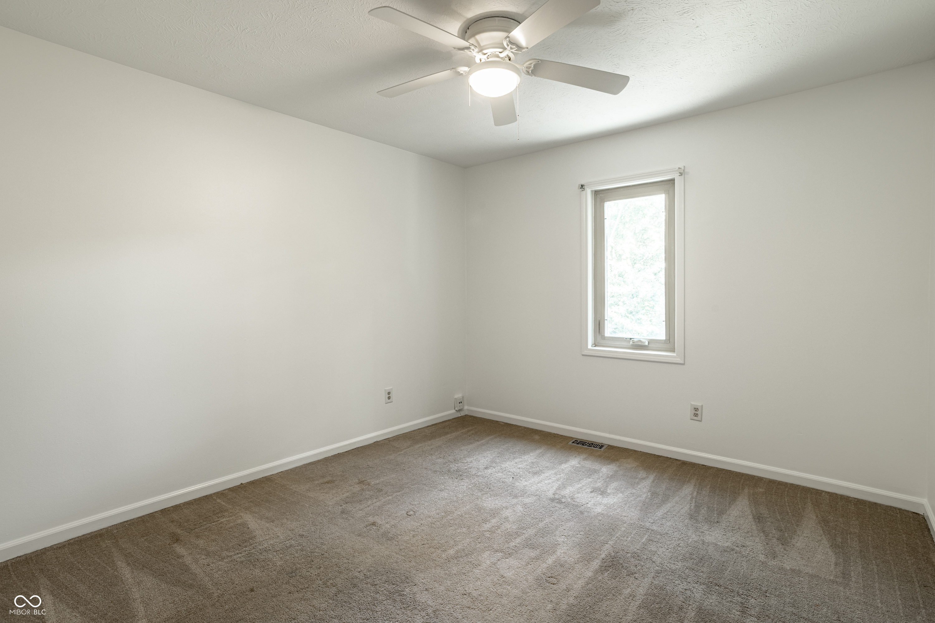 516 Kent Lane