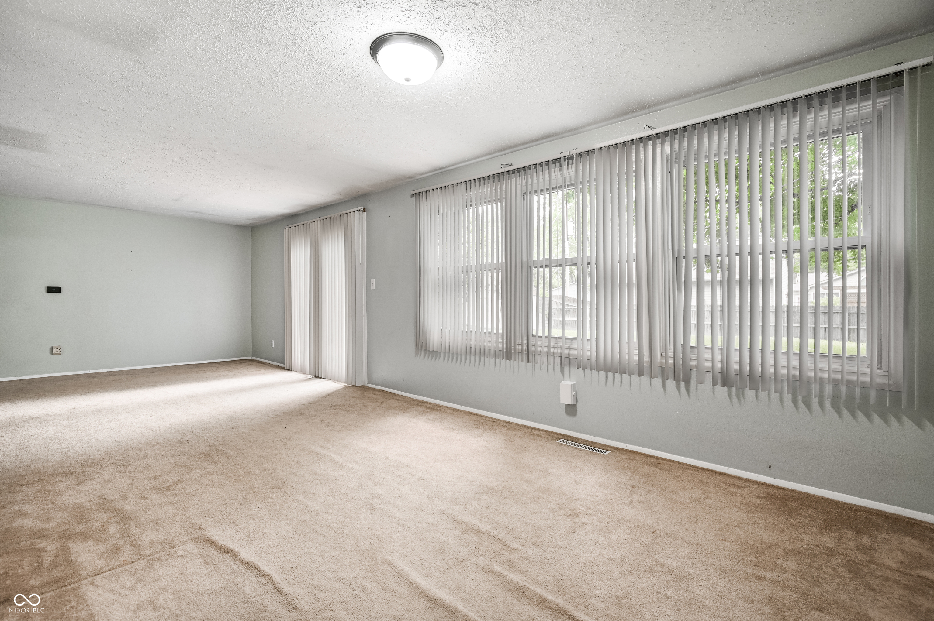 10155 Orchard Park Drive W