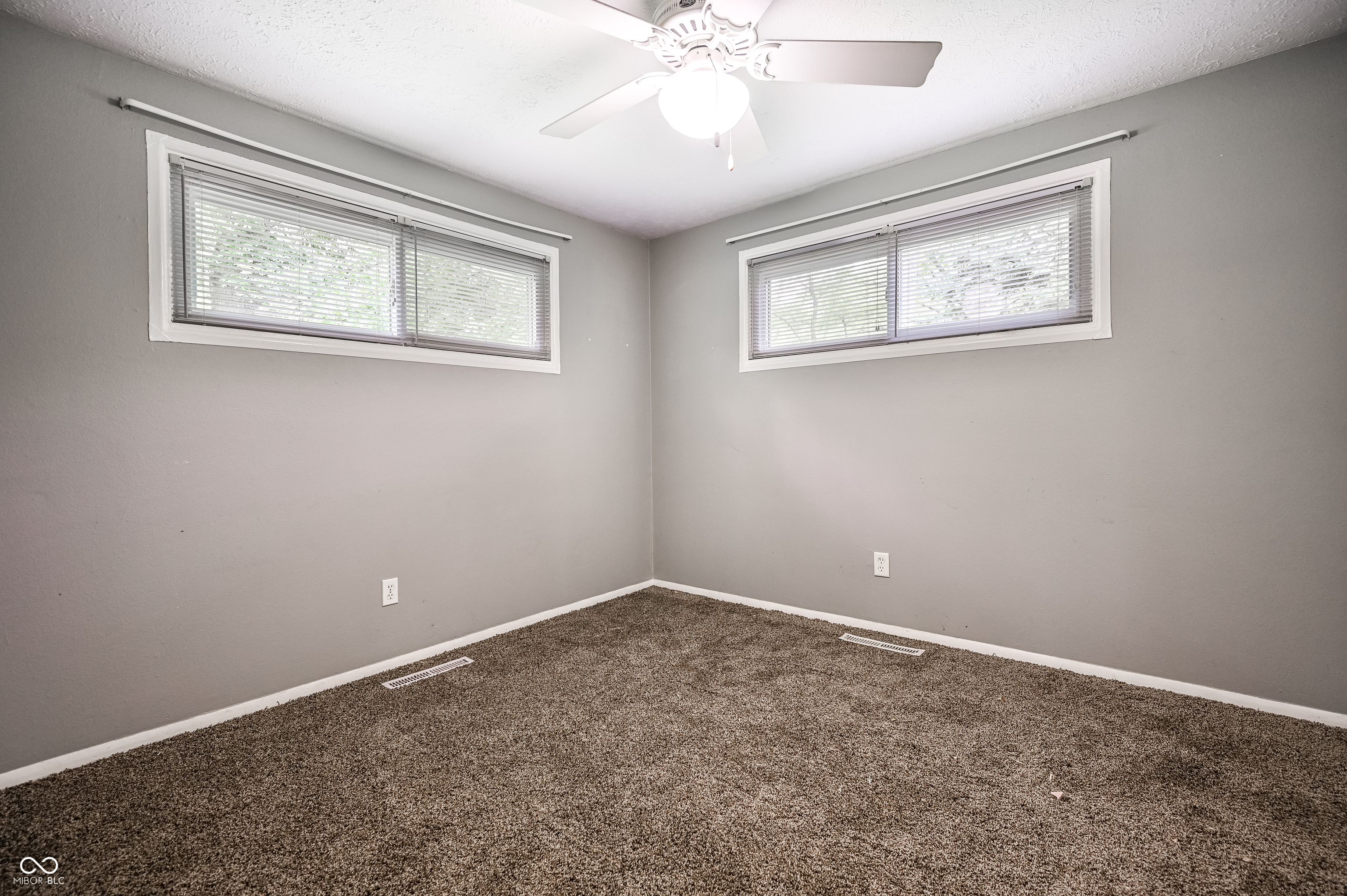 10155 Orchard Park Drive W