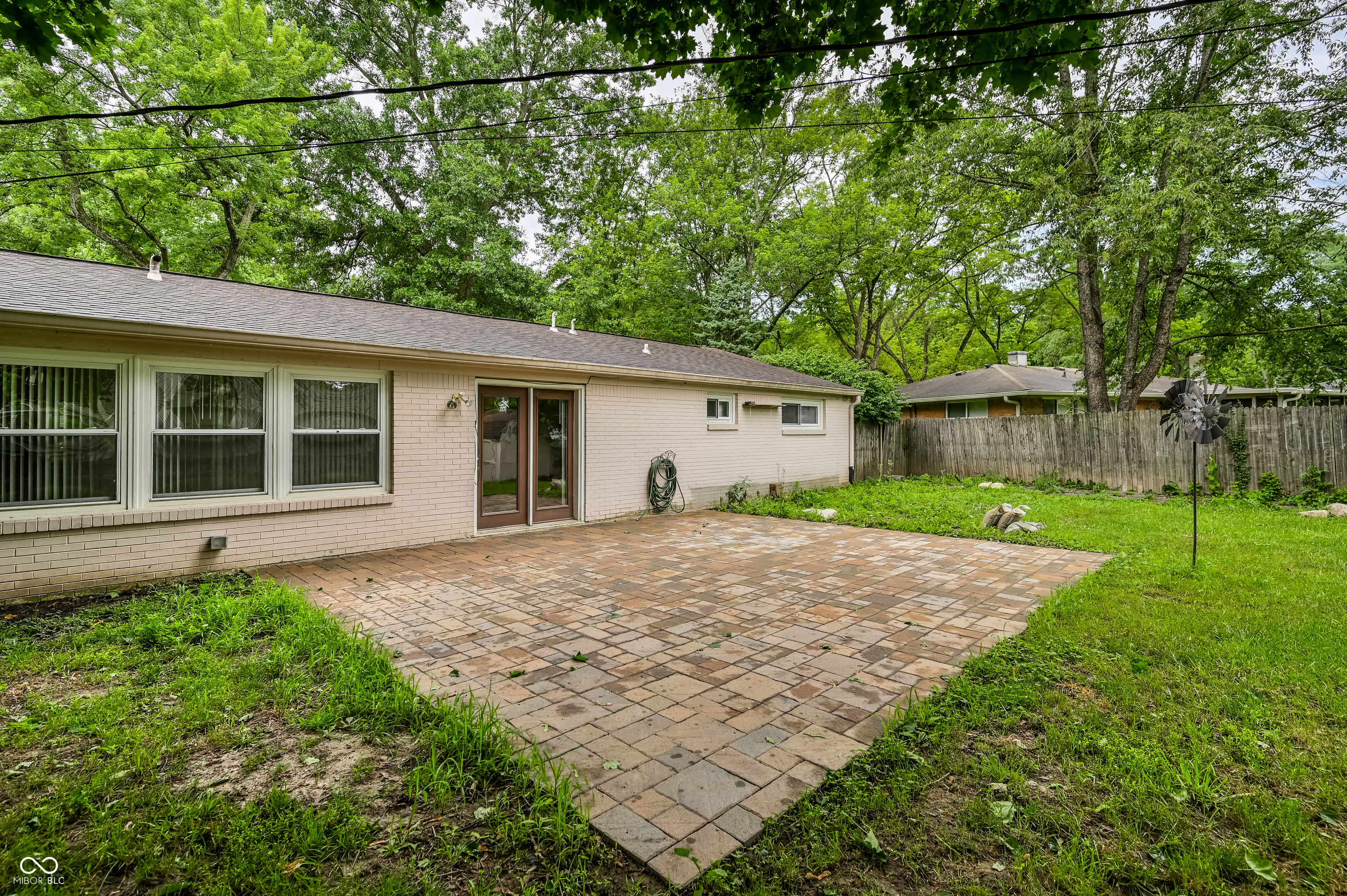 10155 Orchard Park Drive W