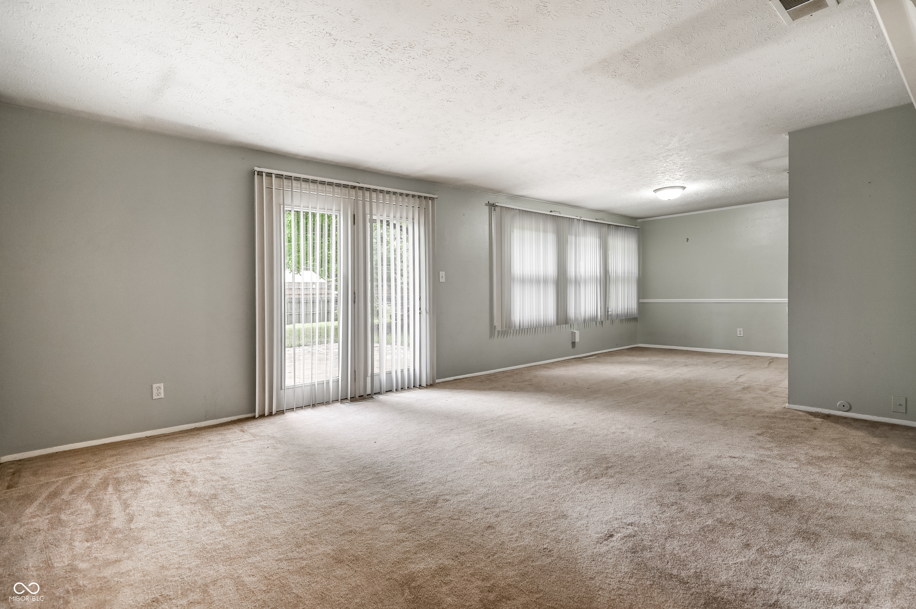 10155 Orchard Park Drive W
