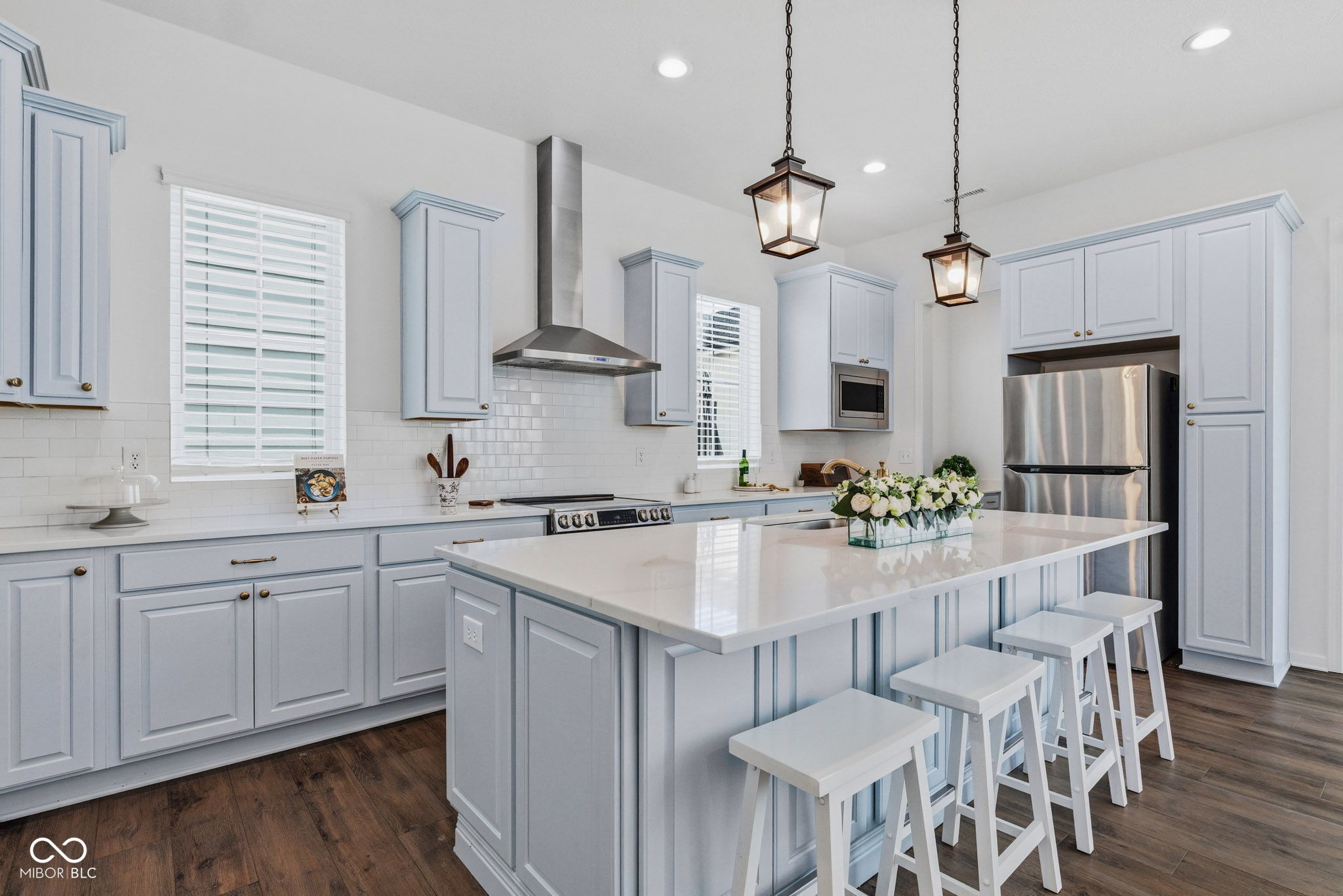 15304 Fairlands Drive