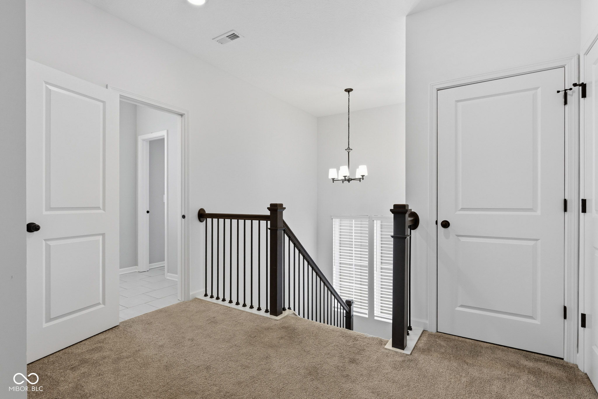 15304 Fairlands Drive