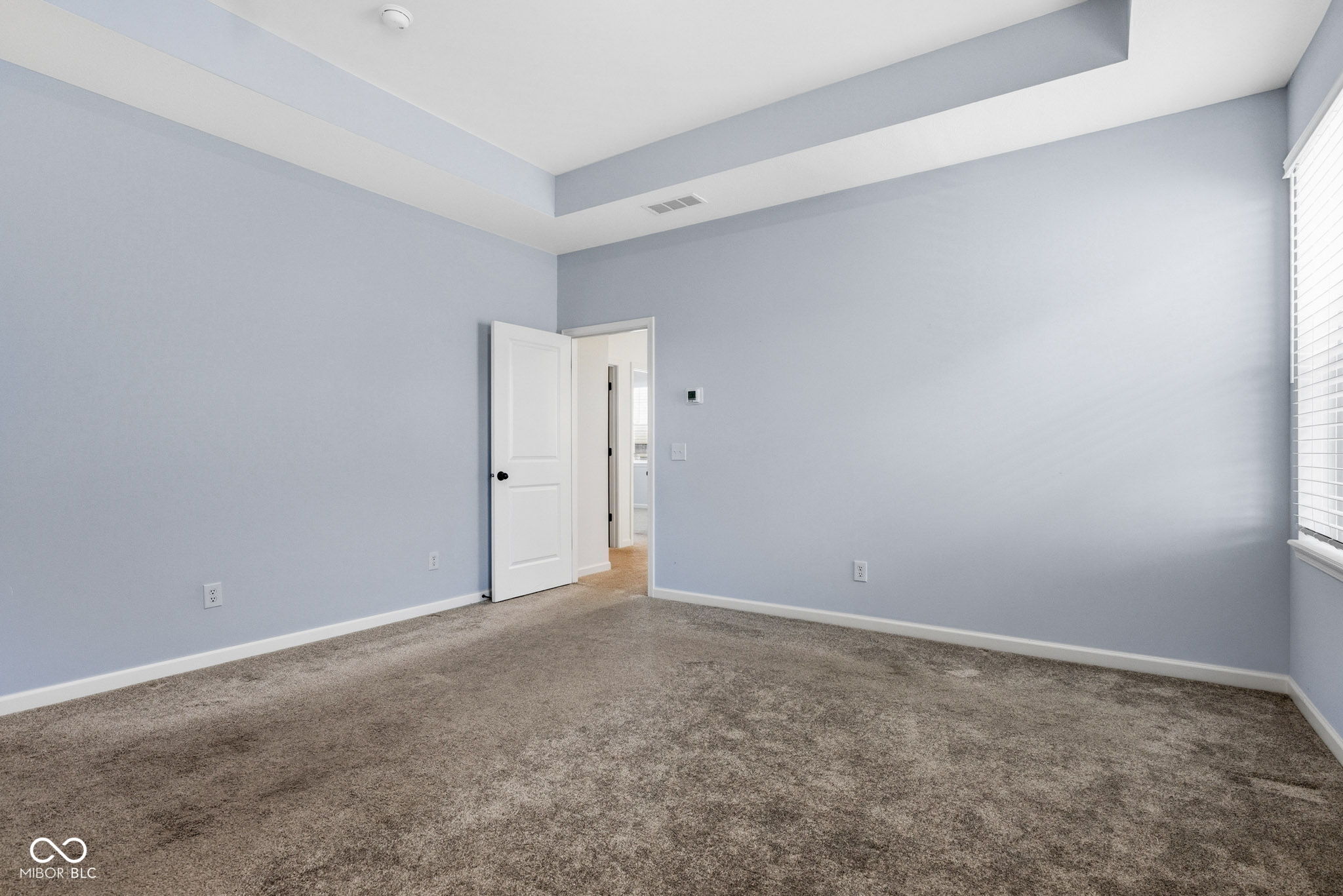 15304 Fairlands Drive