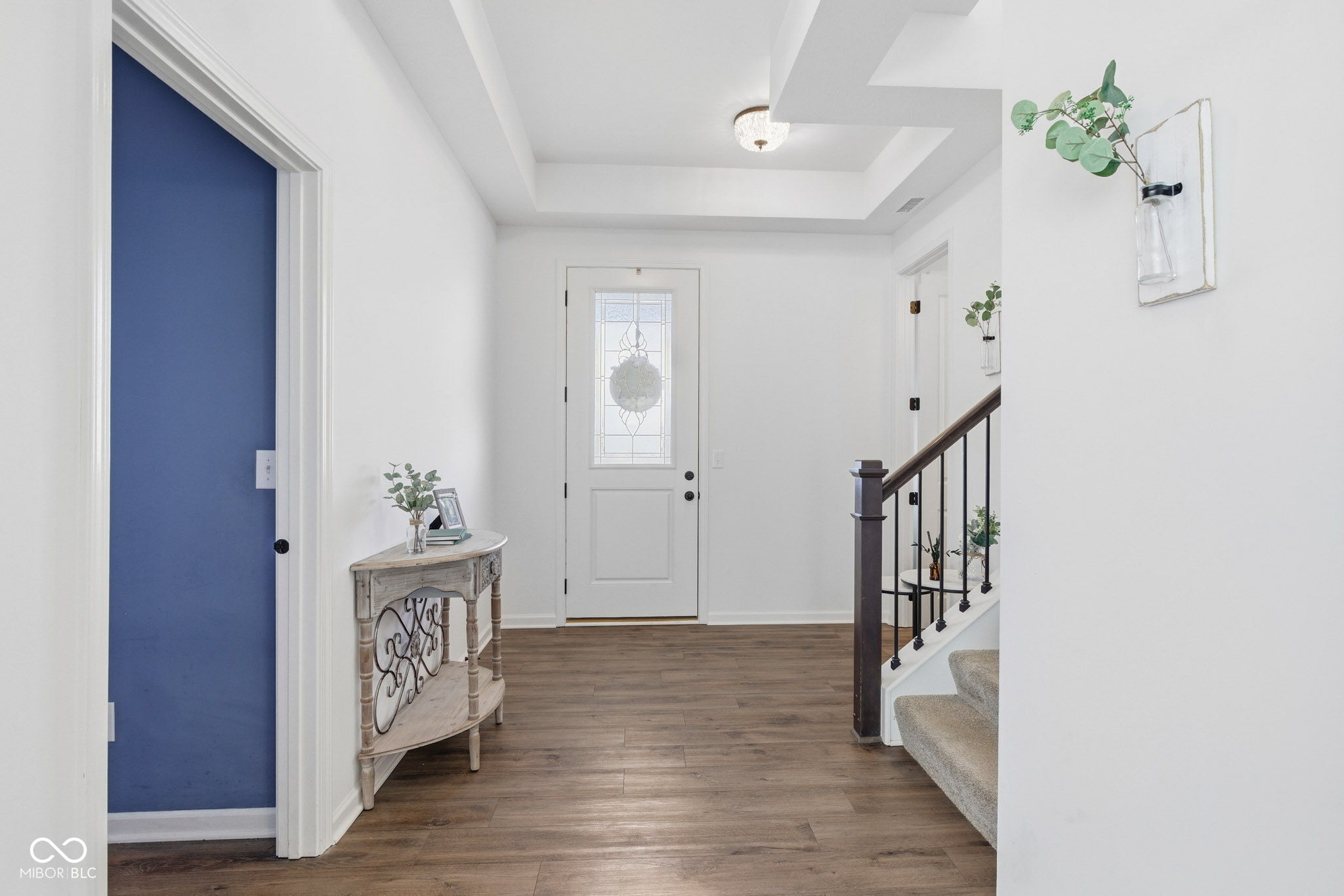 15304 Fairlands Drive