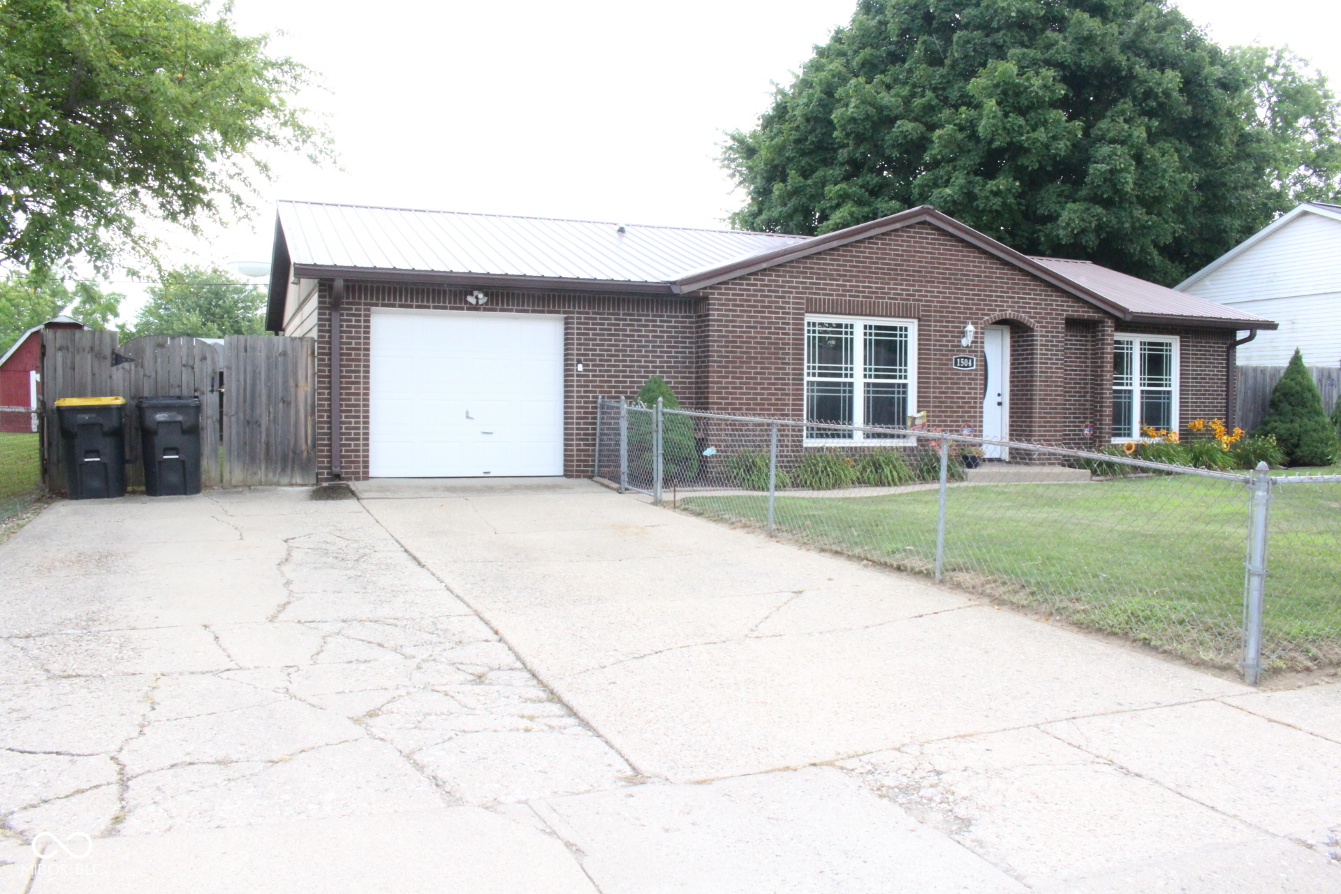 1504 Gwinn Lane