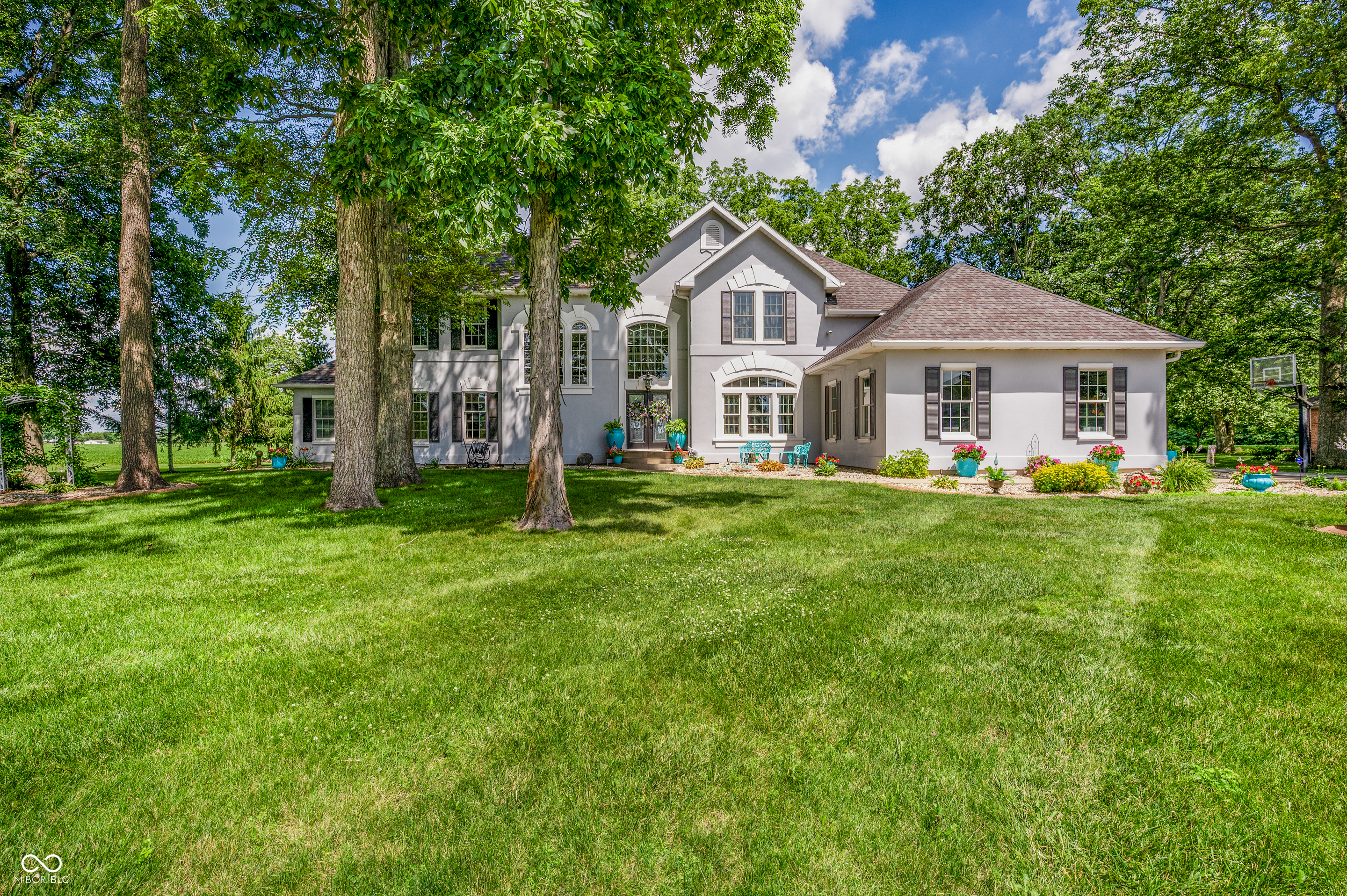 1726 Tall Oaks Drive