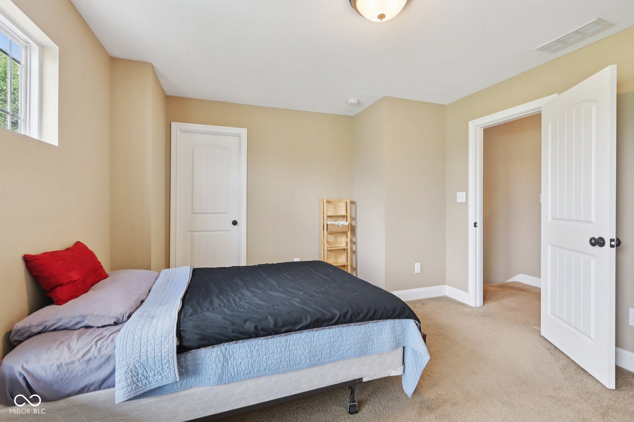 6177 Andrews Way