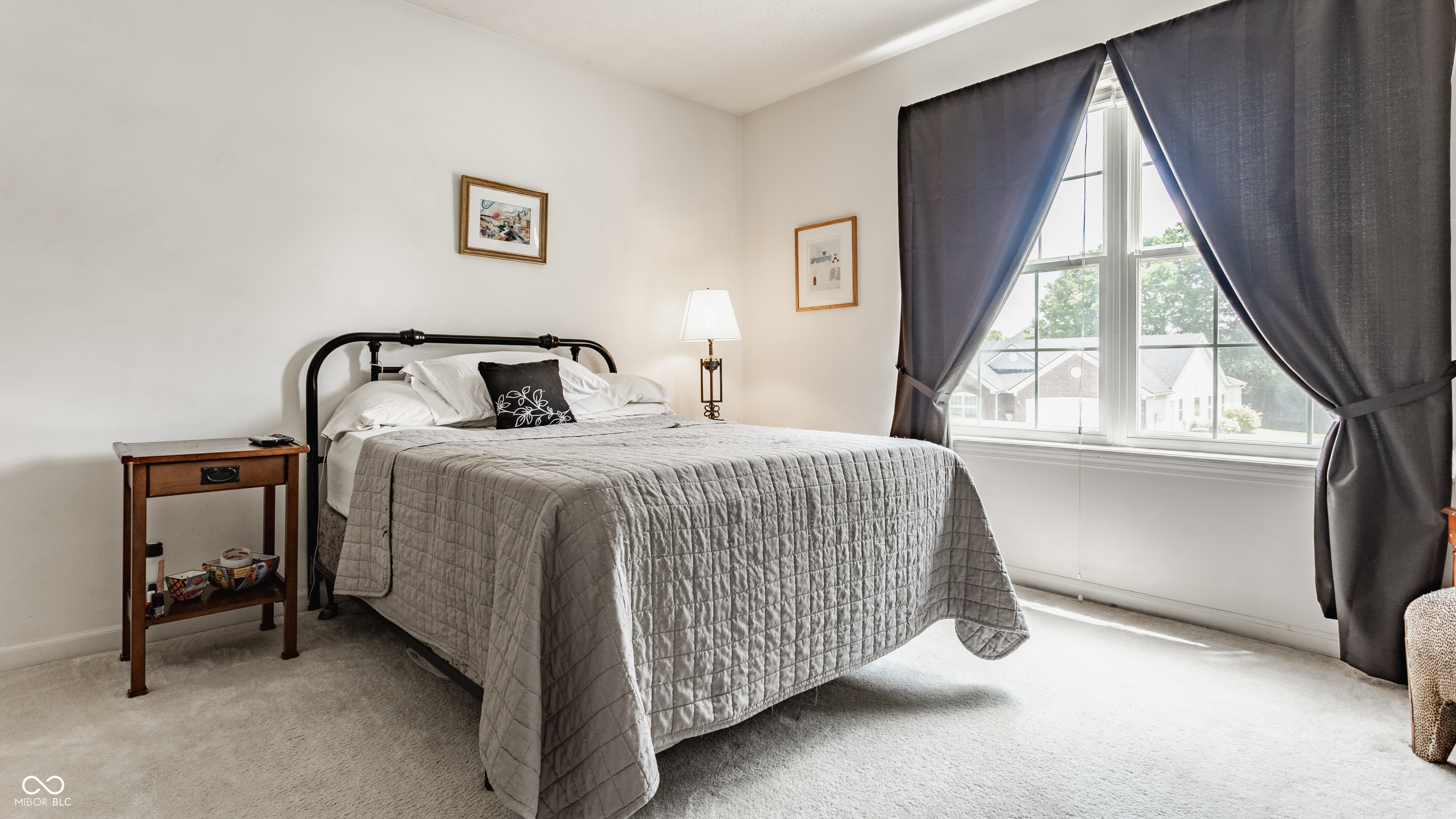 13390 Grosbeak Court