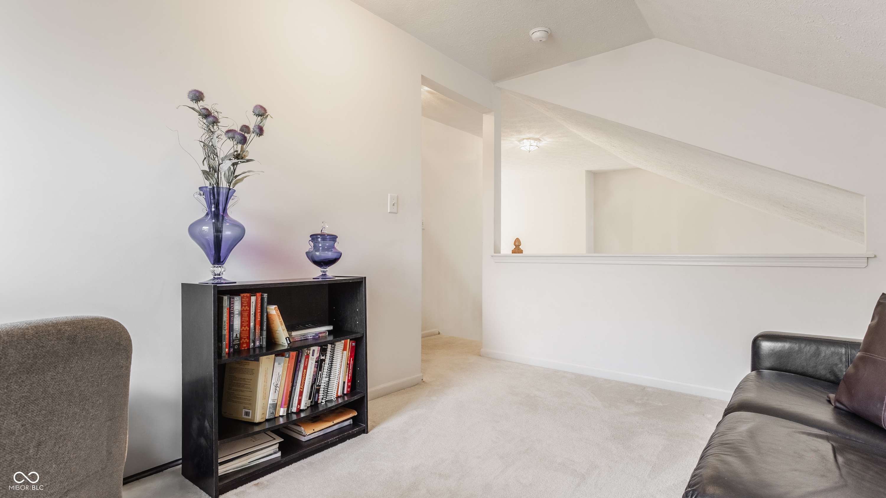 13390 Grosbeak Court