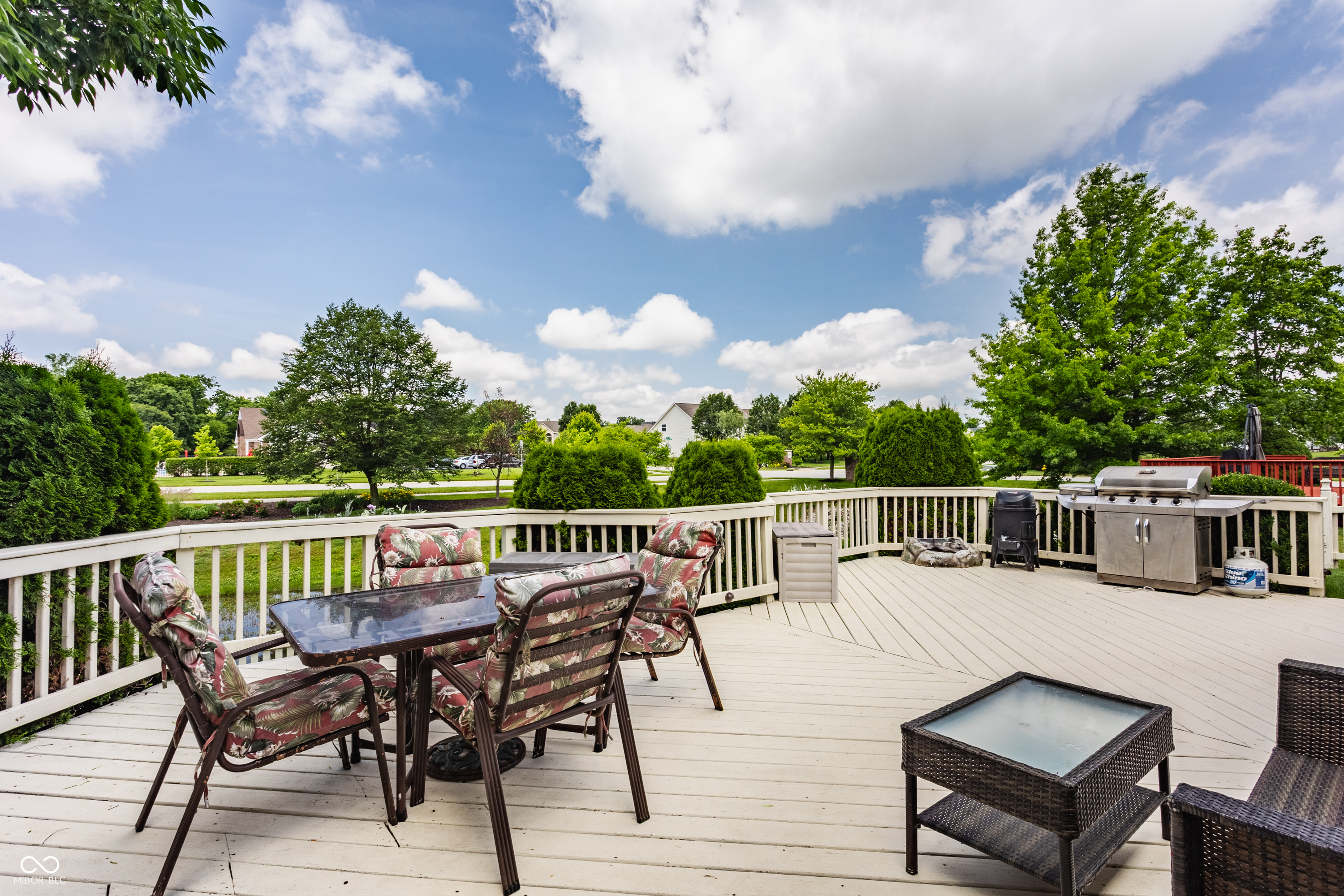 13390 Grosbeak Court