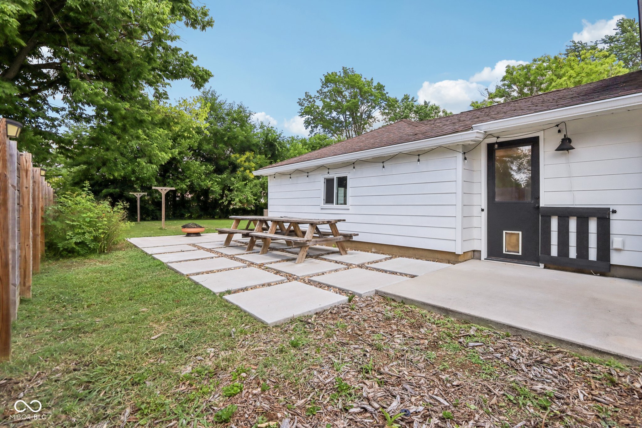1332 Rocky Ford Road