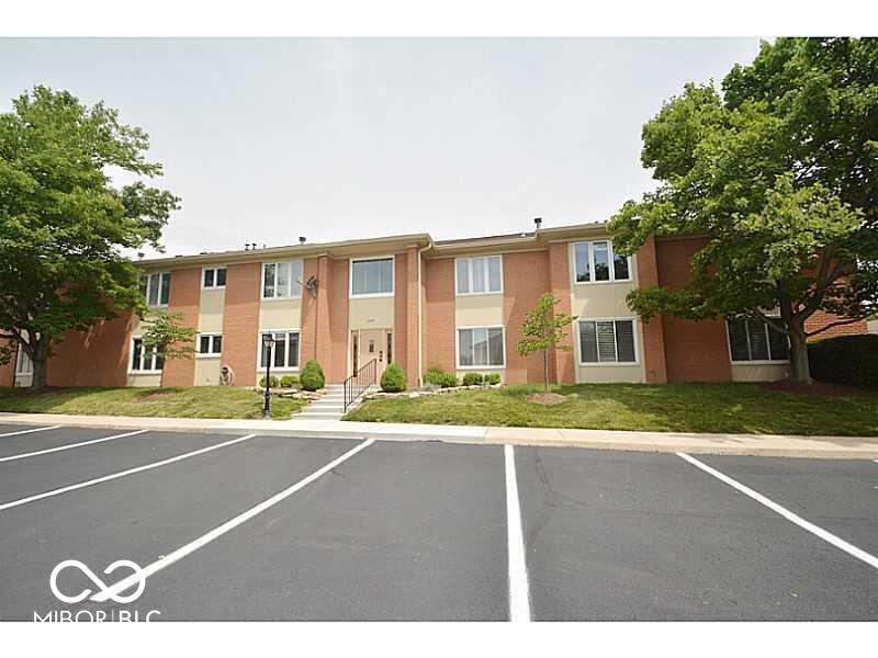 398 Hunters Lane Unit: APT A