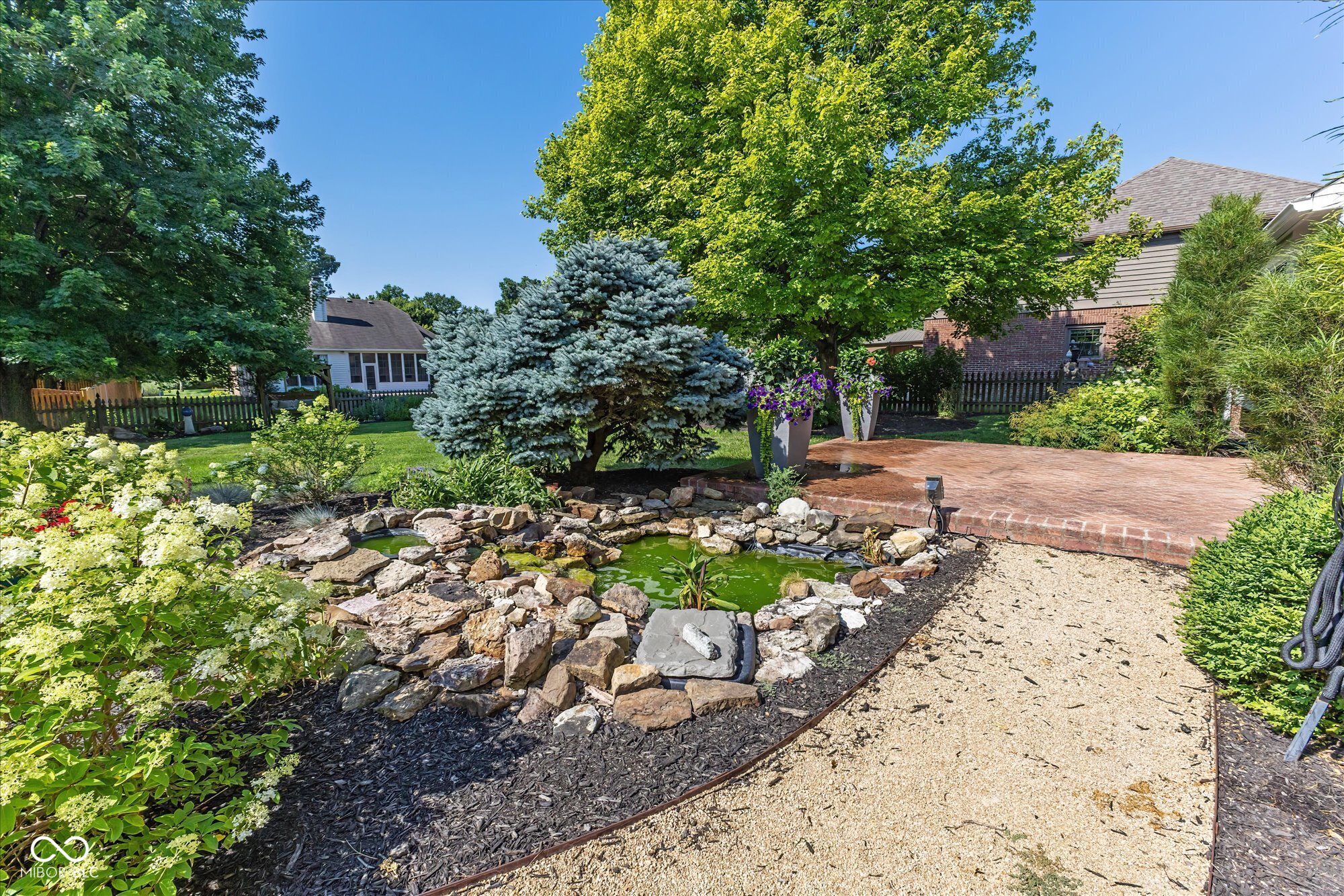5201 Lake Point Drive