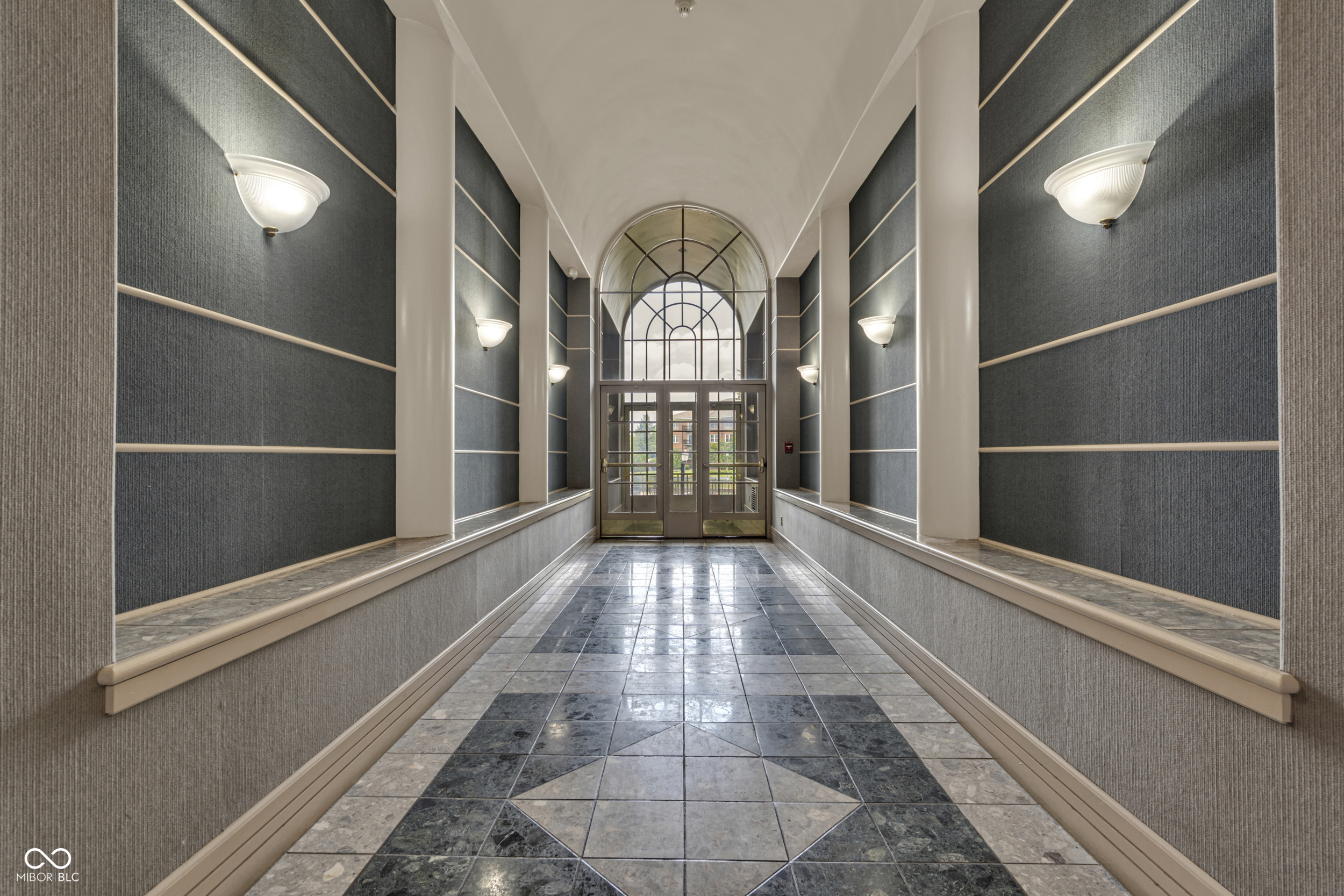 8650 Jaffa Ct W Drive Unit: 32