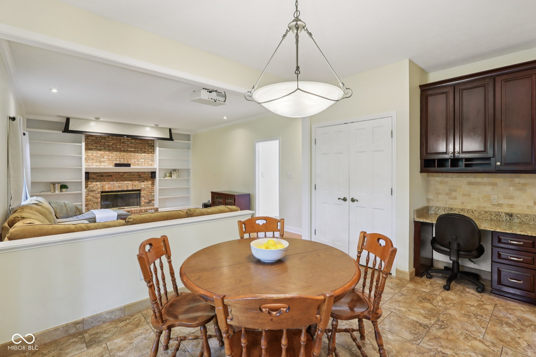 5160 Crane Lane