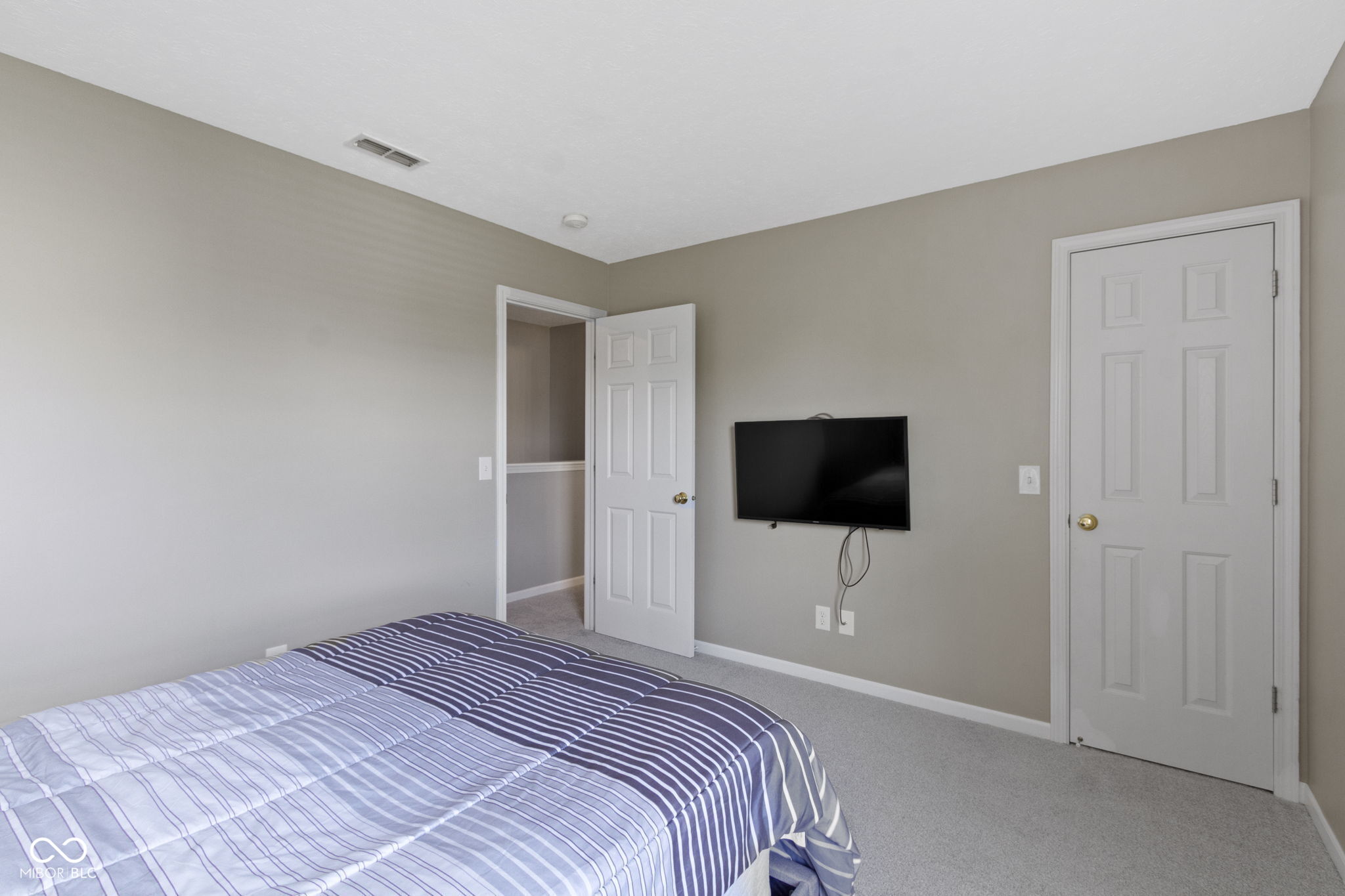 5898 Sandalwood Drive