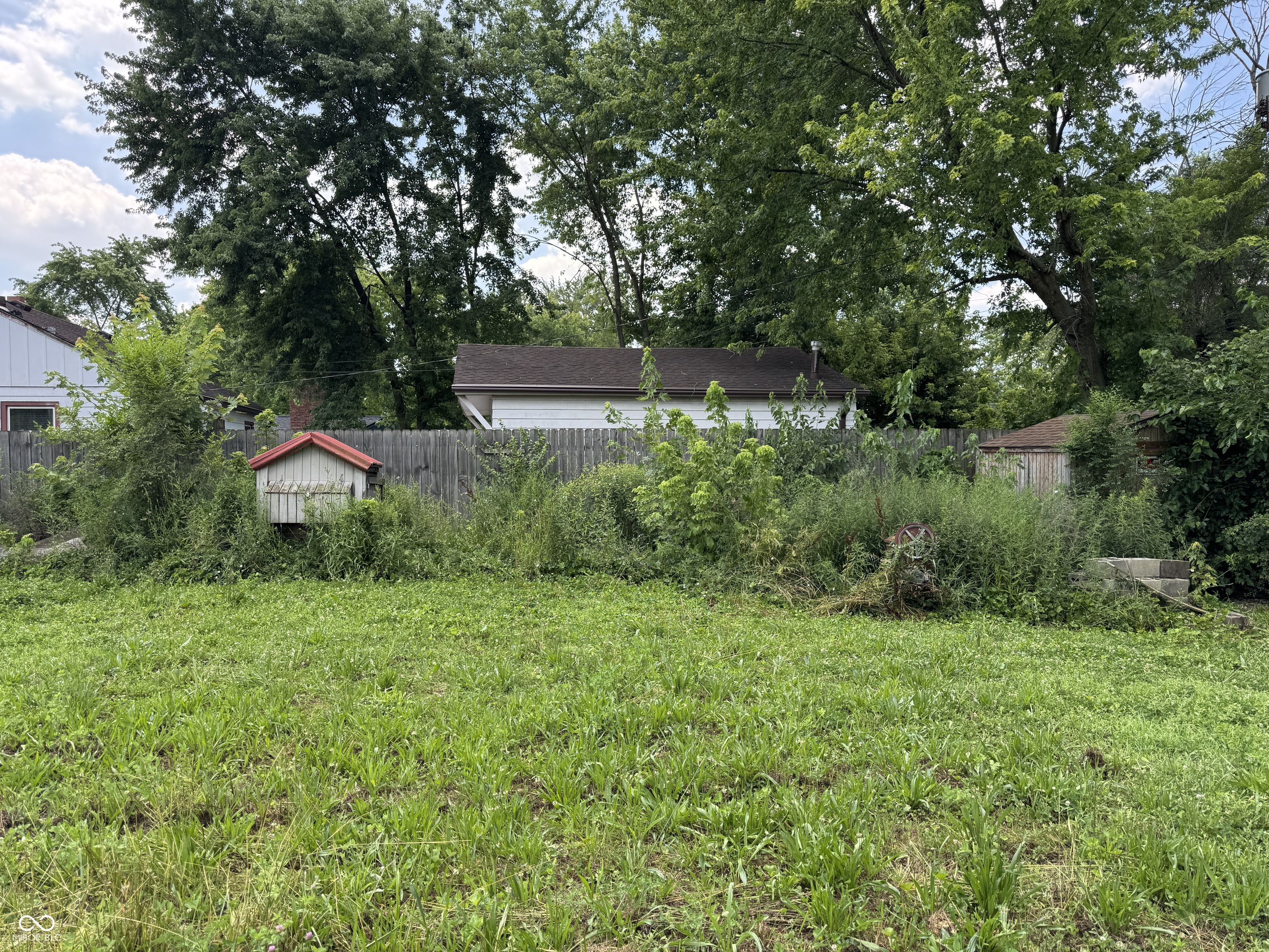 2012 W Kessler Blvd N Drive