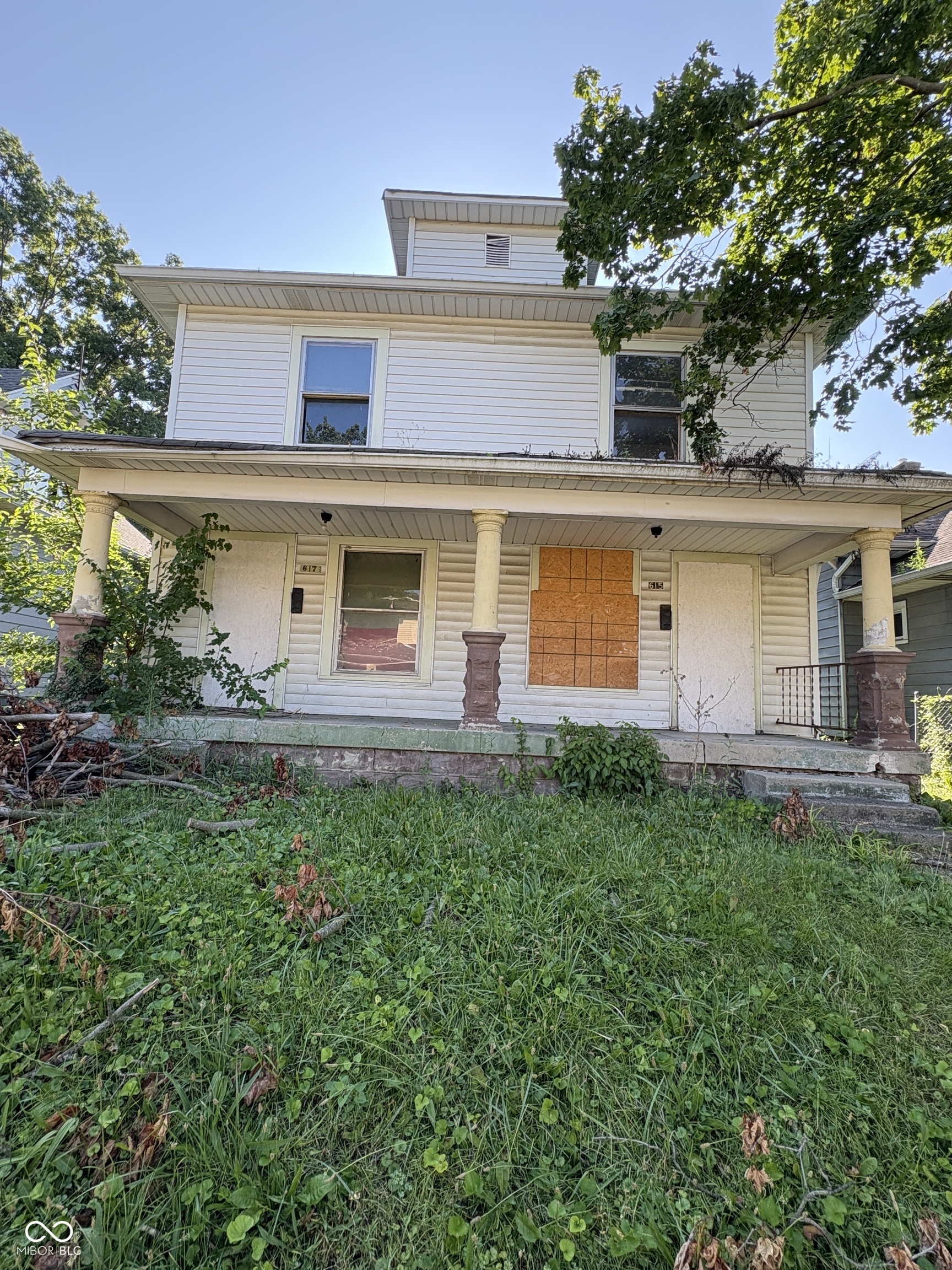 617 N Temple Avenue