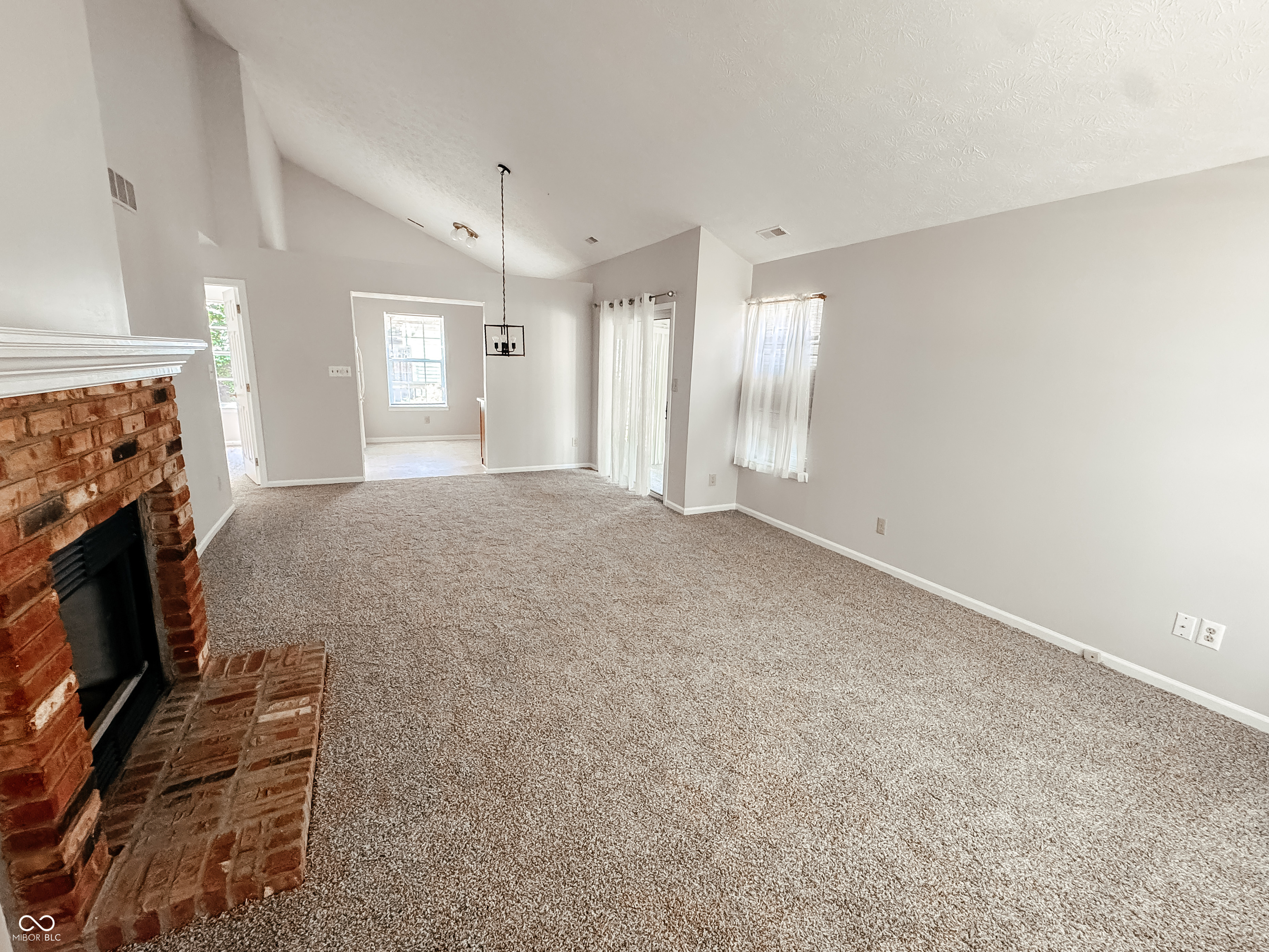 9672 River Oak Lane E