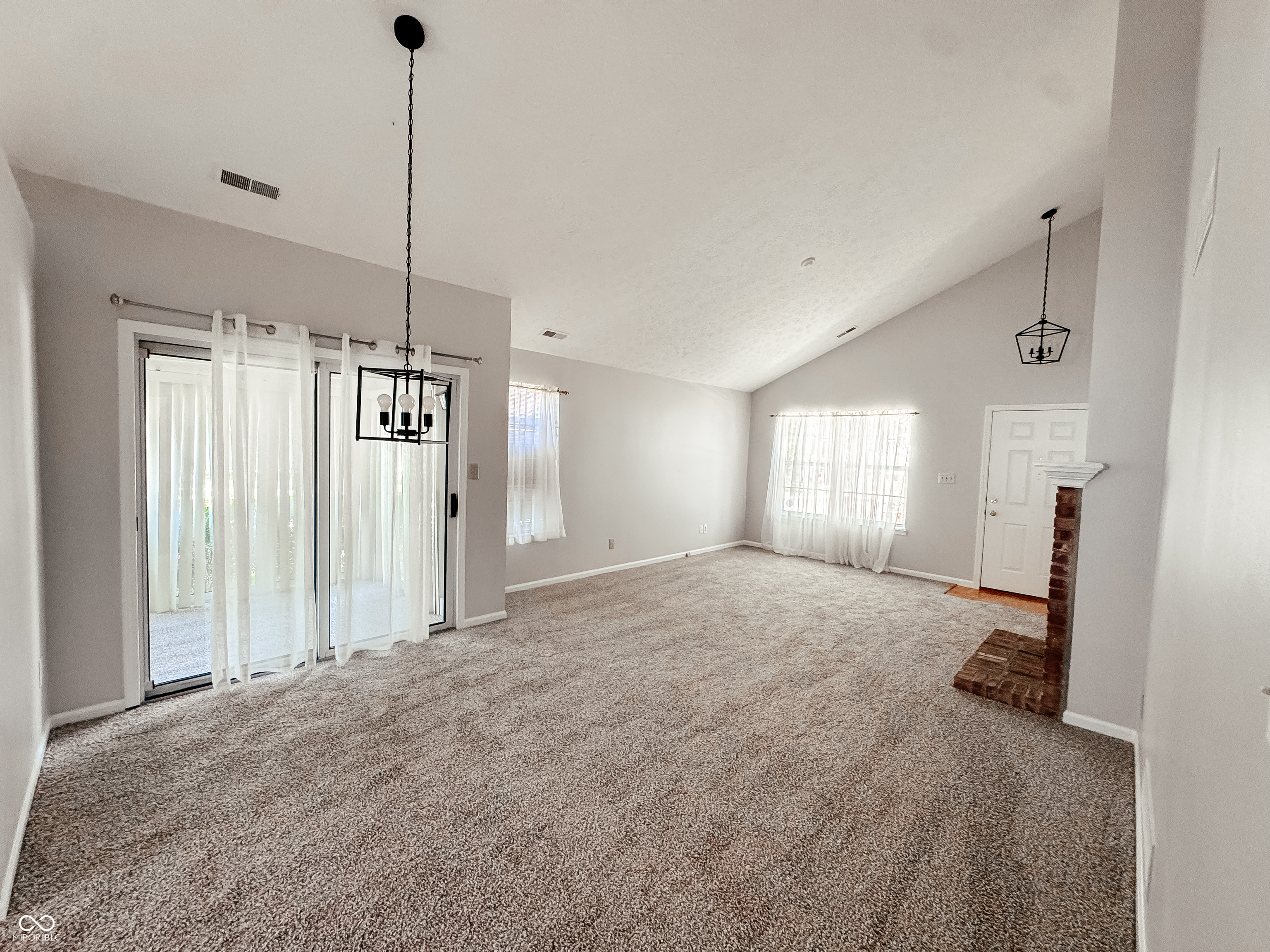 9672 River Oak Lane E