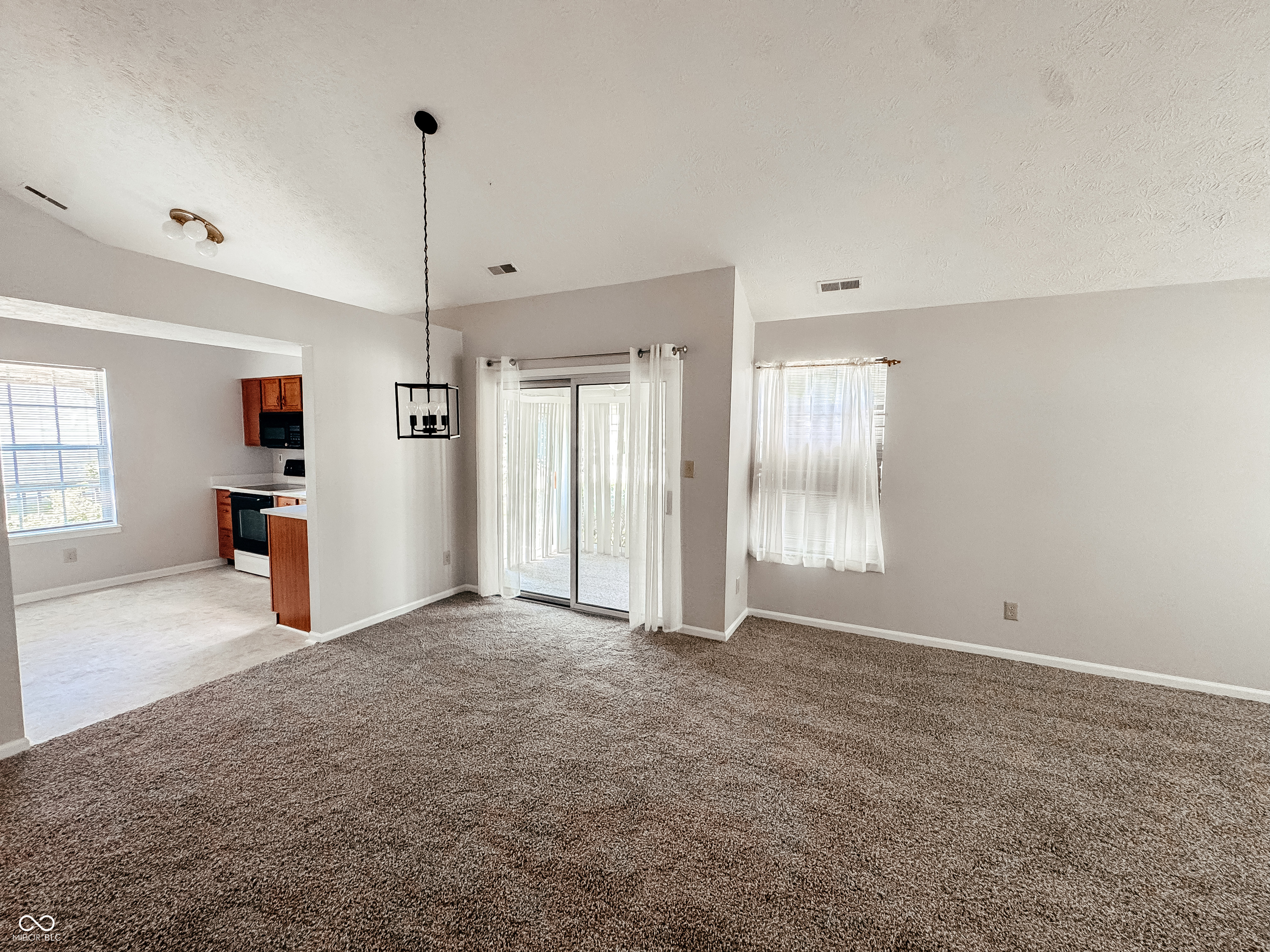 9672 River Oak Lane E