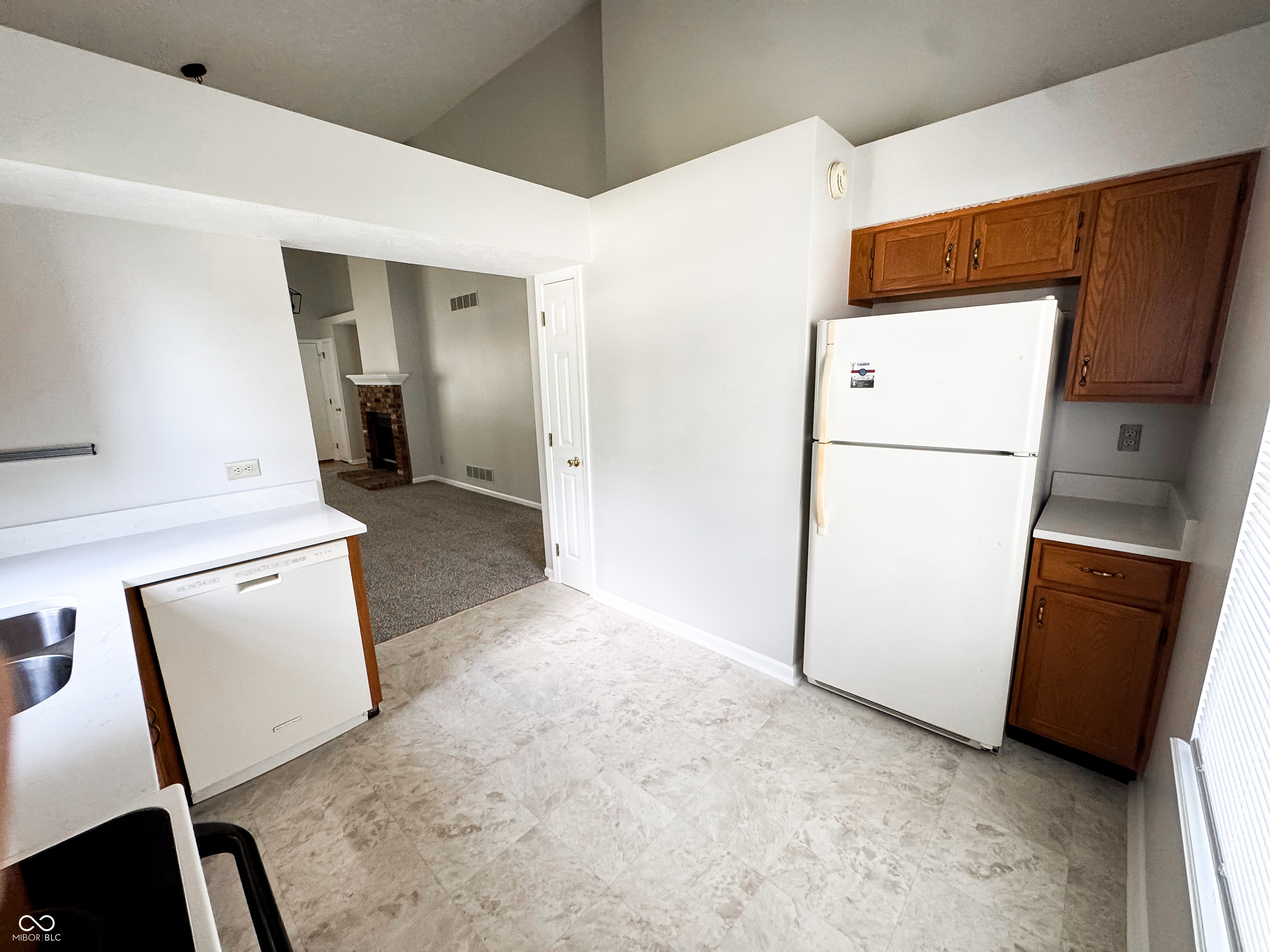 9672 River Oak Lane E