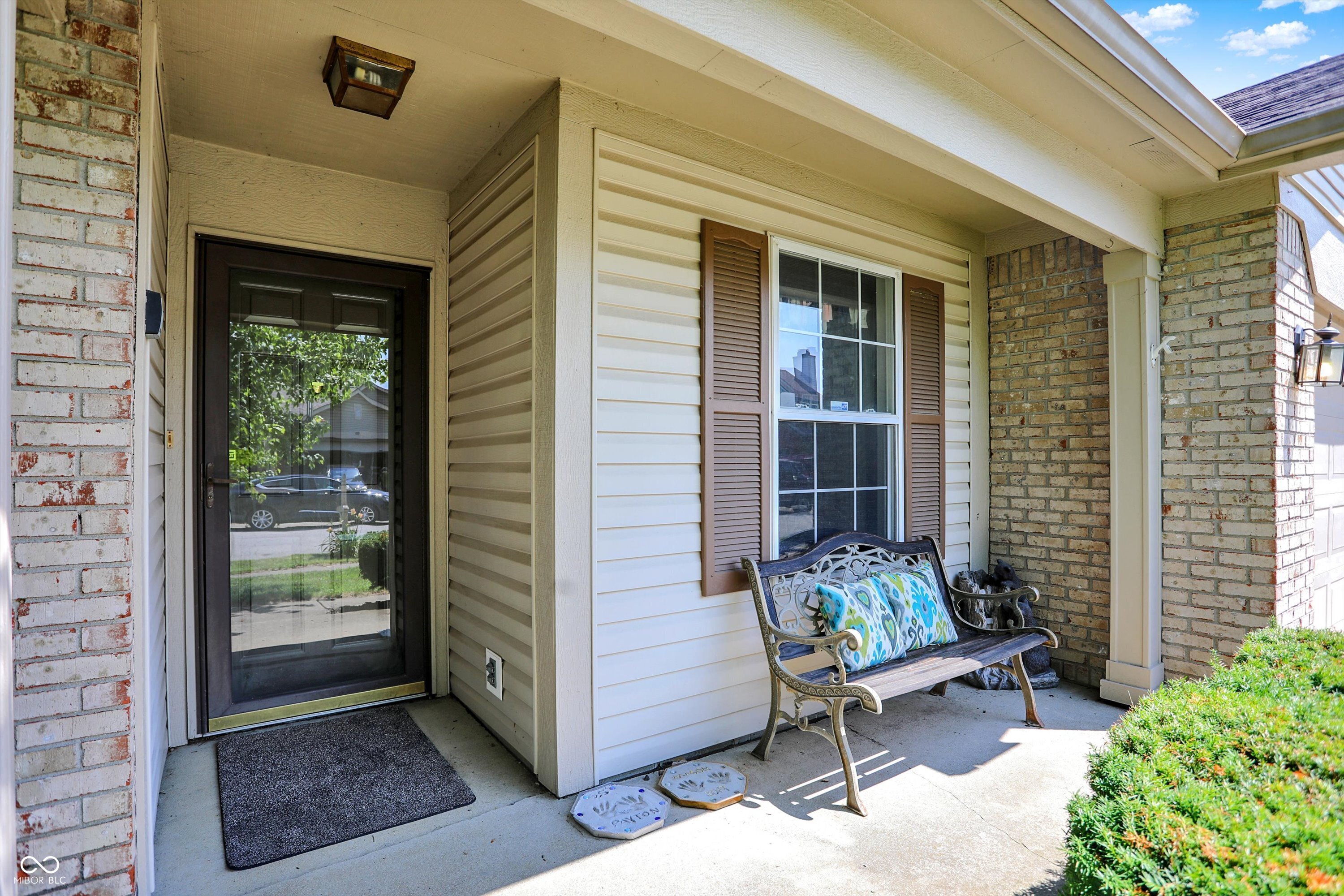 6417 Meadowpond Way