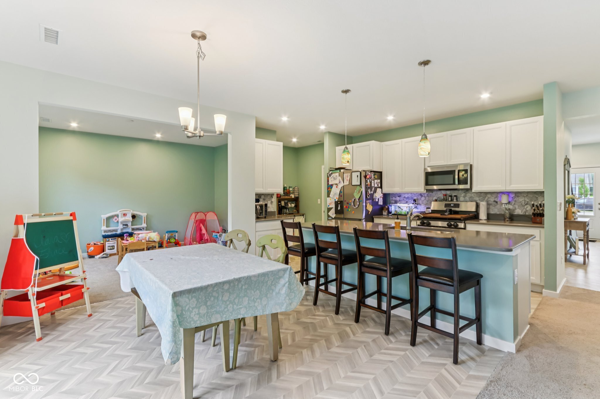 1022 Cyprian Way