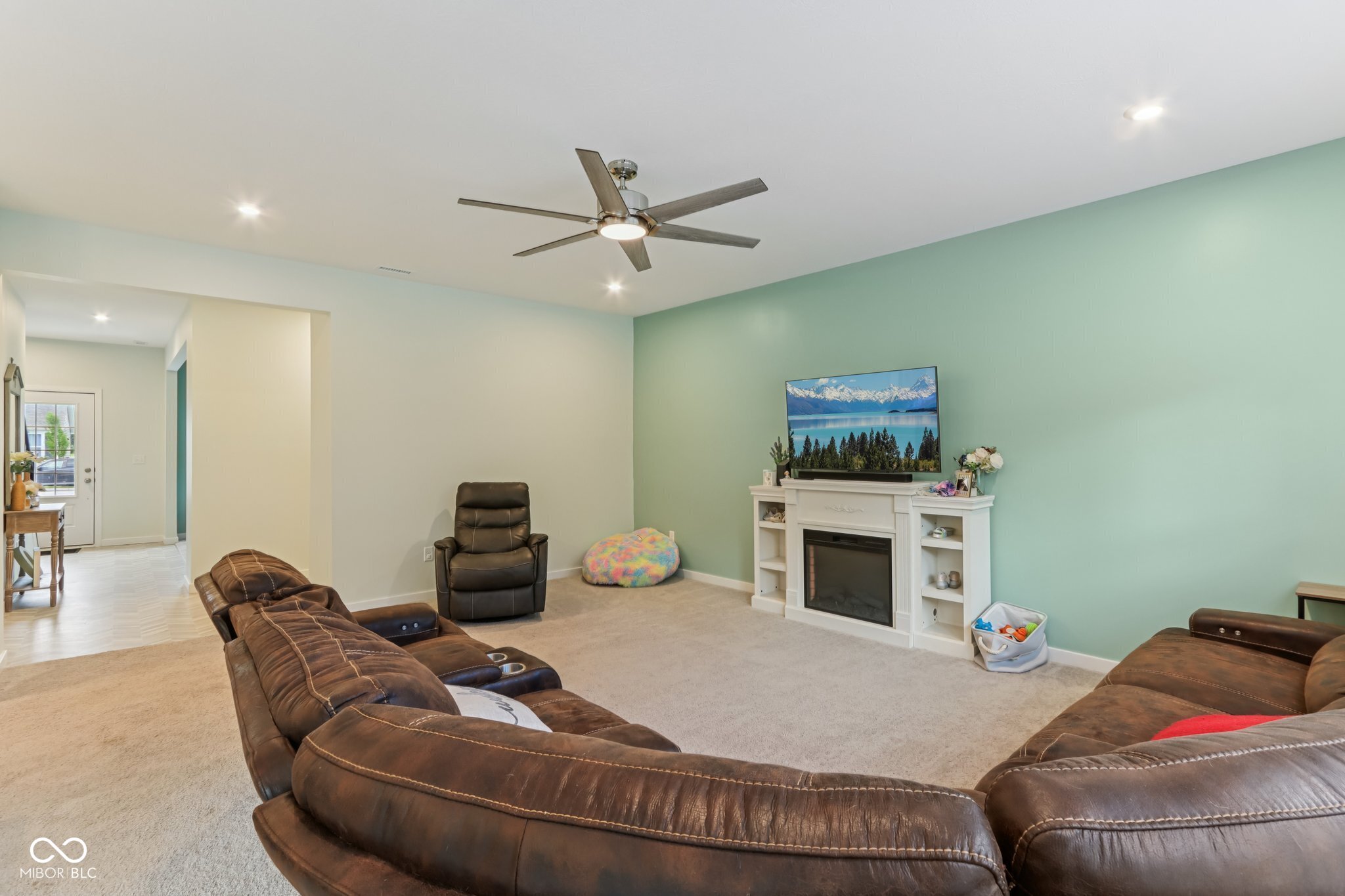 1022 Cyprian Way