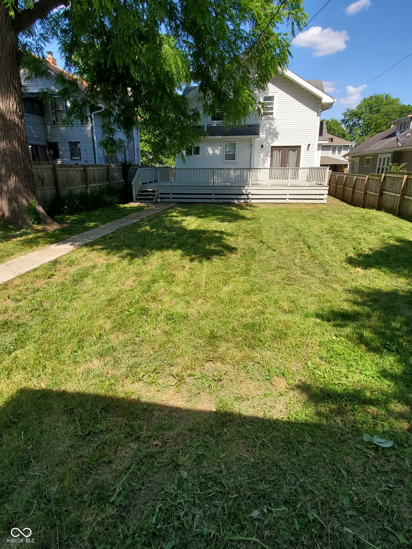 404 N Riley Avenue