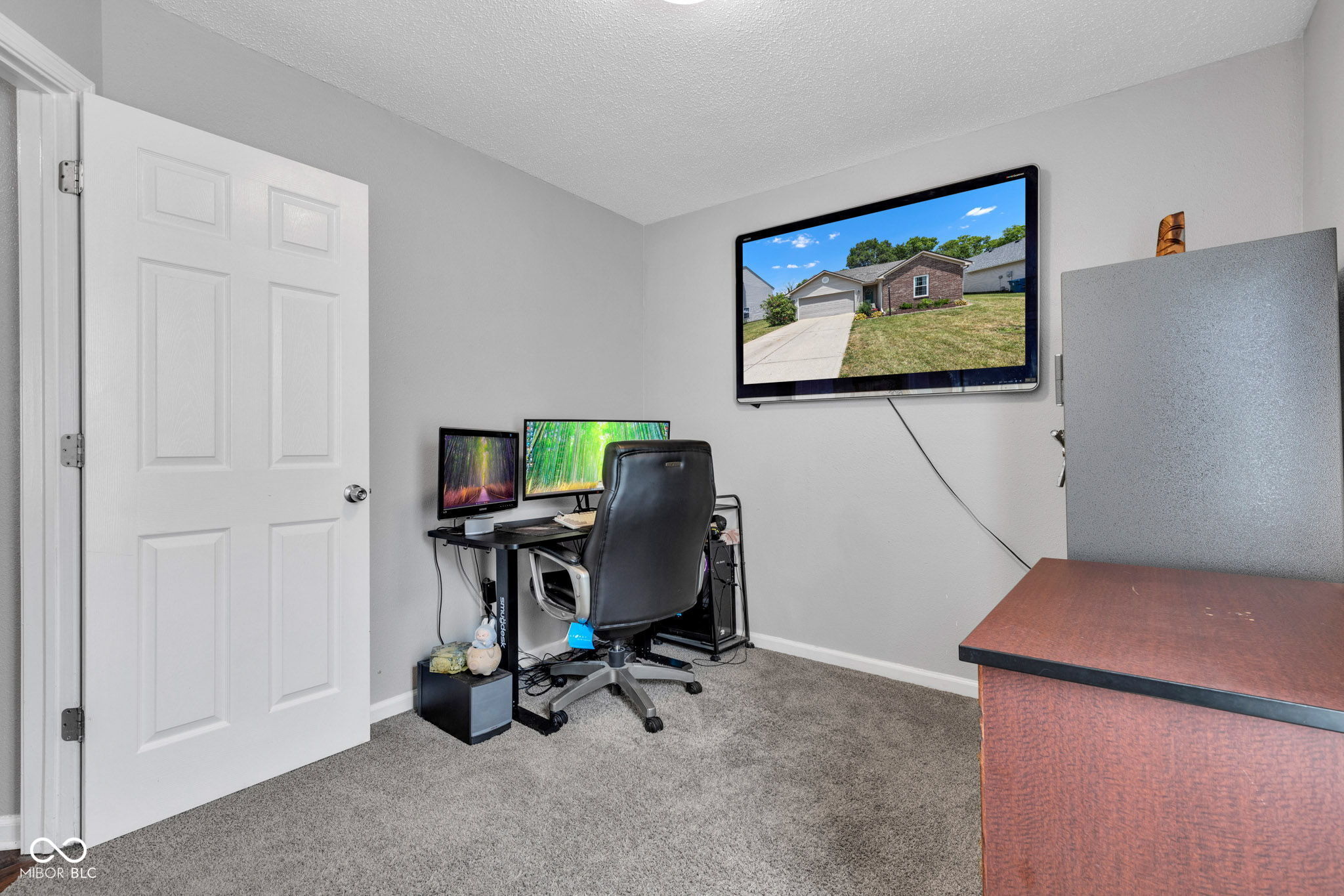 7702 Wood Stream Drive