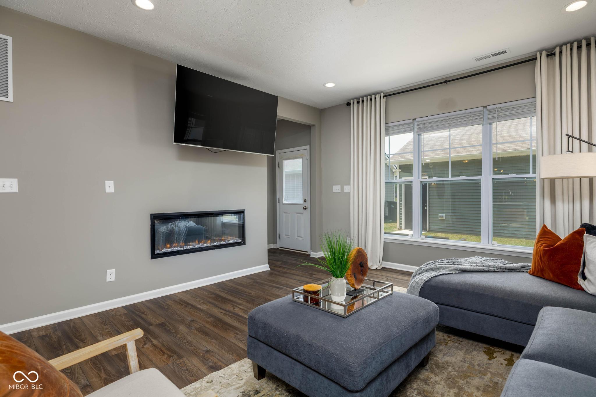 270 N Warman Avenue