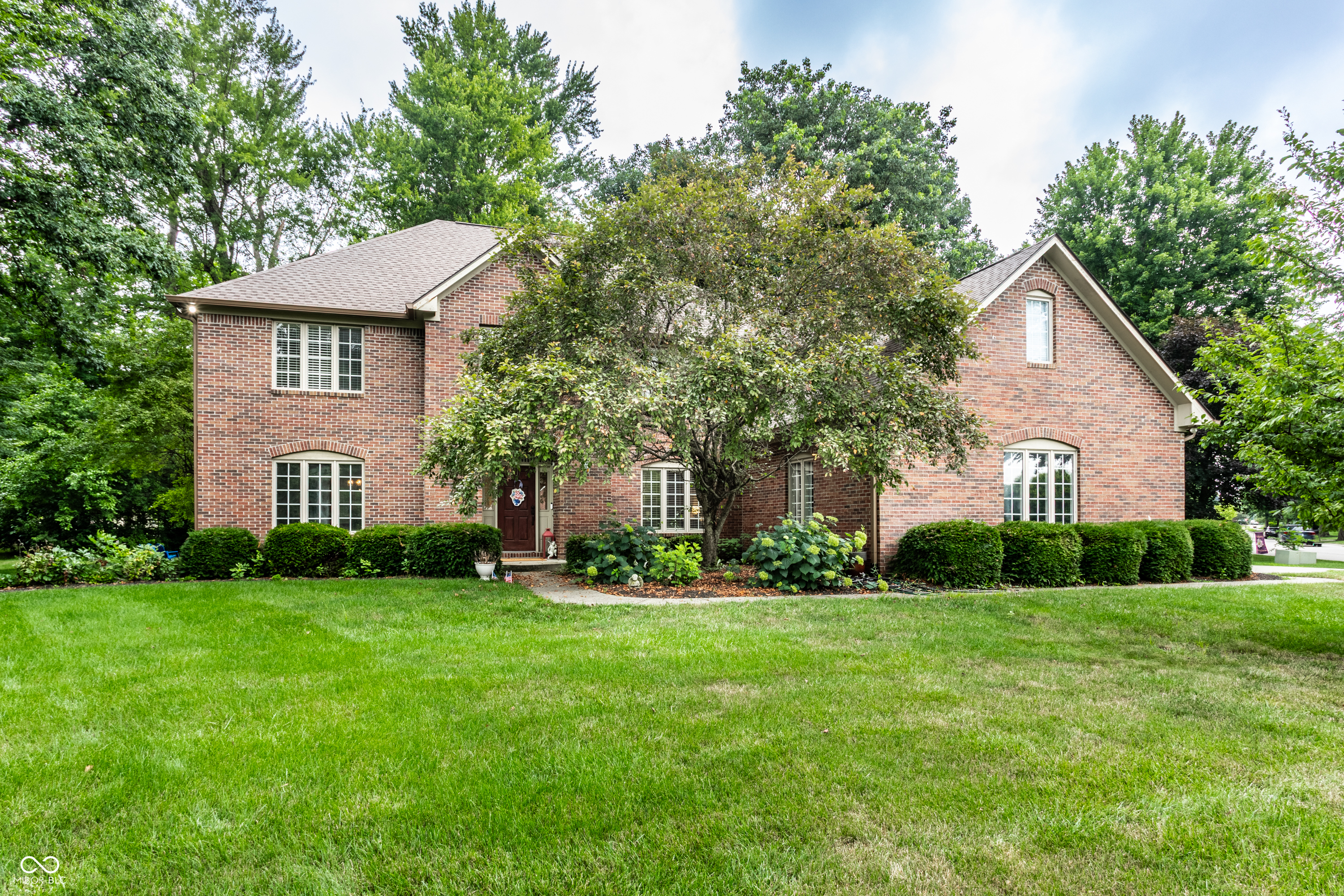 14304 Woodfield Drive S